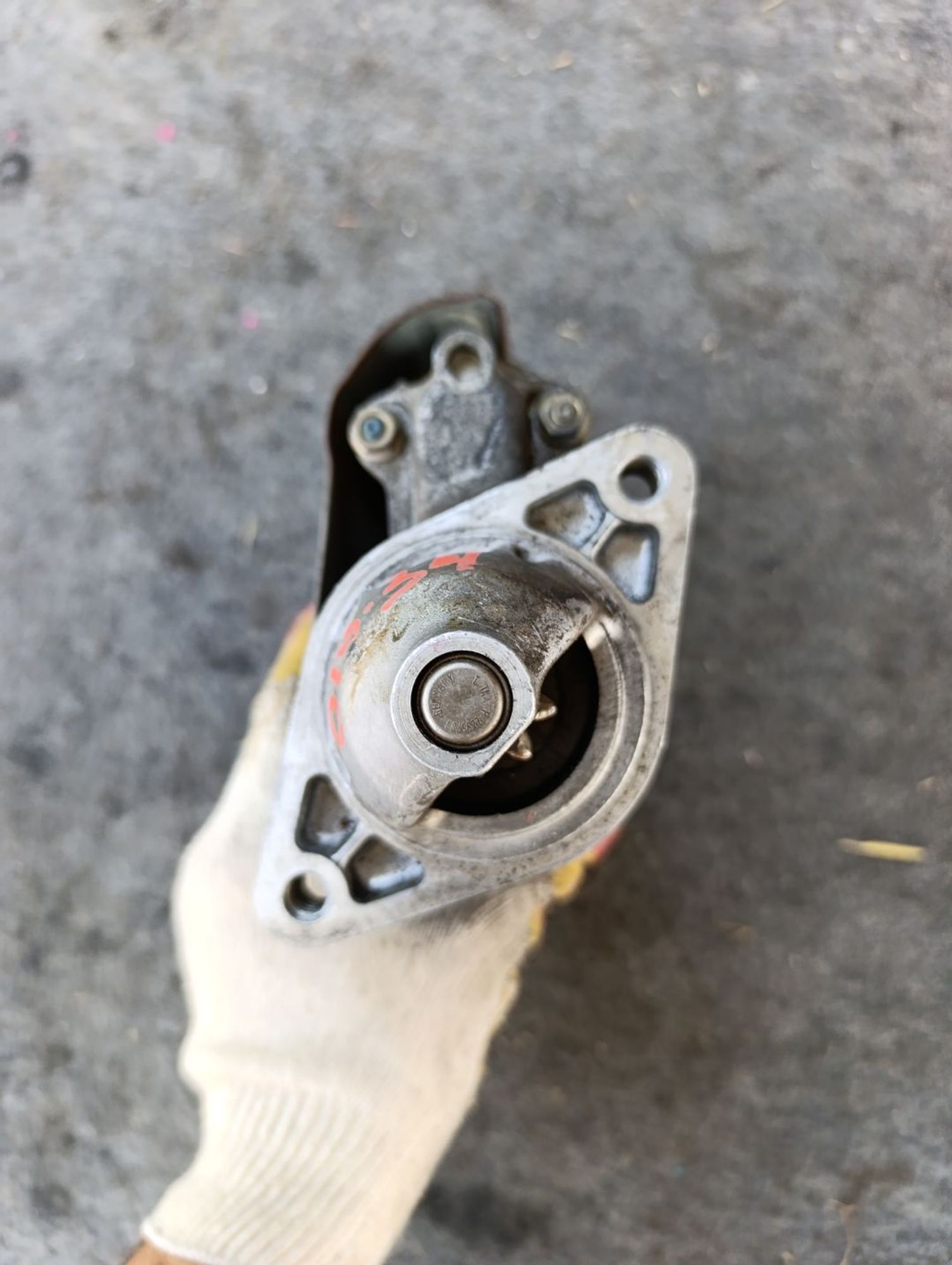 https://ycs.partsauto.market/partsauto-images/thmbs/userImages/d9b05010c61782443e0b3e264cf05921/part/f6946097-7f1b-4532-8e7d-22e4c04244fe_1783495148571.jpg