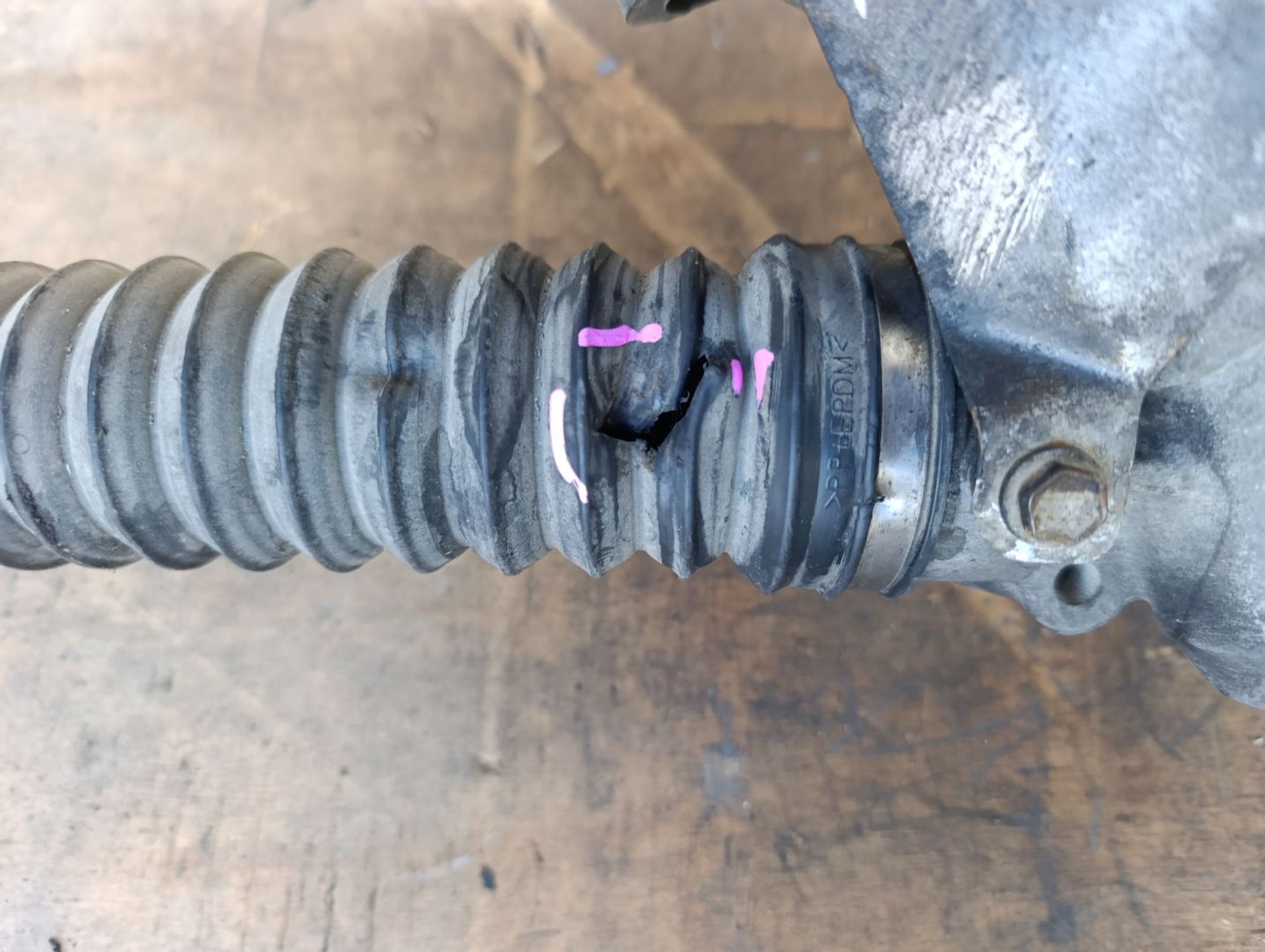 https://ycs.partsauto.market/partsauto-images/thmbs/userImages/d9b05010c61782443e0b3e264cf05921/part/f73e4d27-3d1f-42ad-9df3-4bdb6da953af_1784469223626.jpg