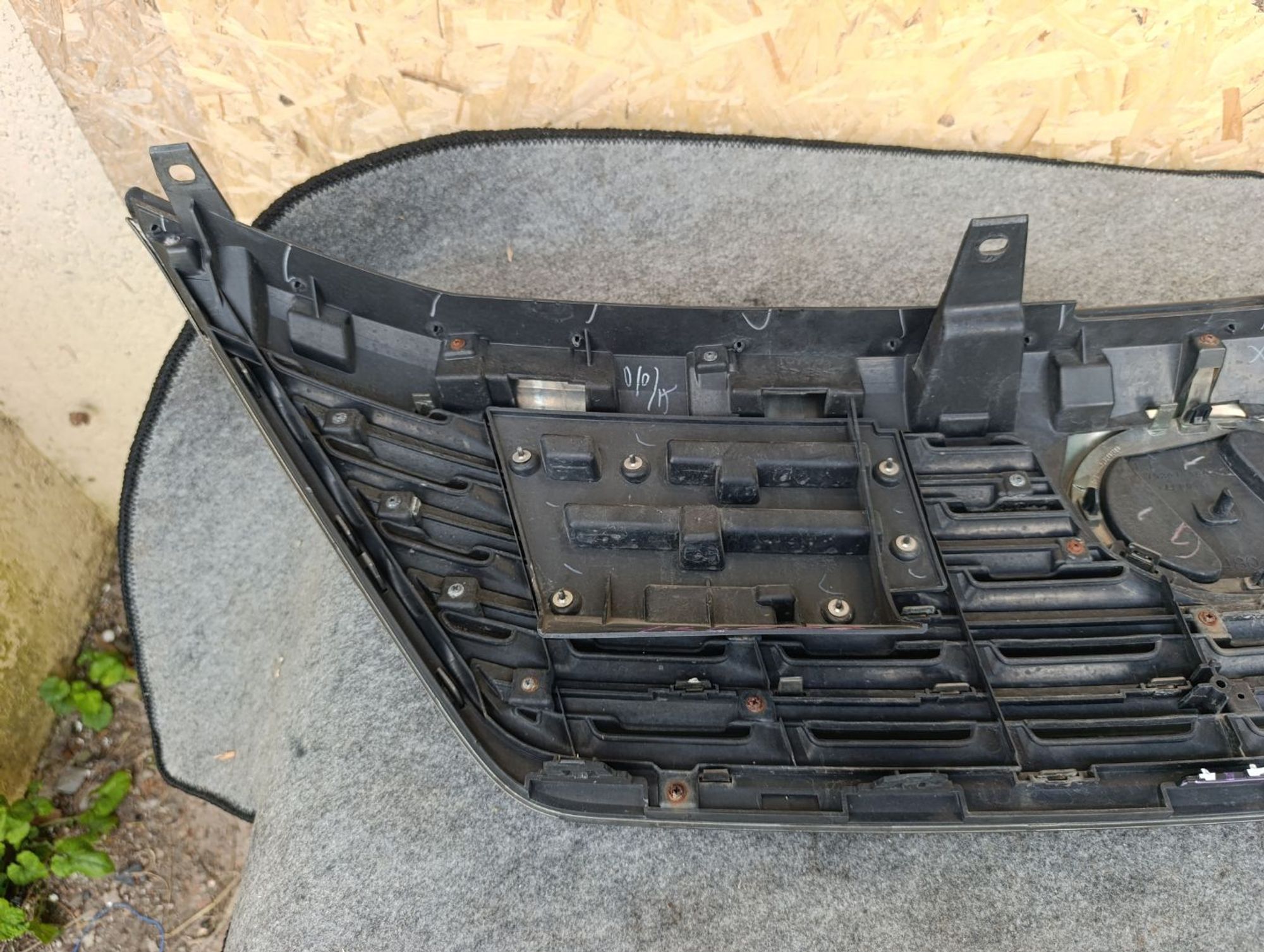 https://ycs.partsauto.market/partsauto-images/thmbs/userImages/d9b05010c61782443e0b3e264cf05921/part/f77f2e82-6409-4772-802e-bf680071832c_1783517504904.jpg