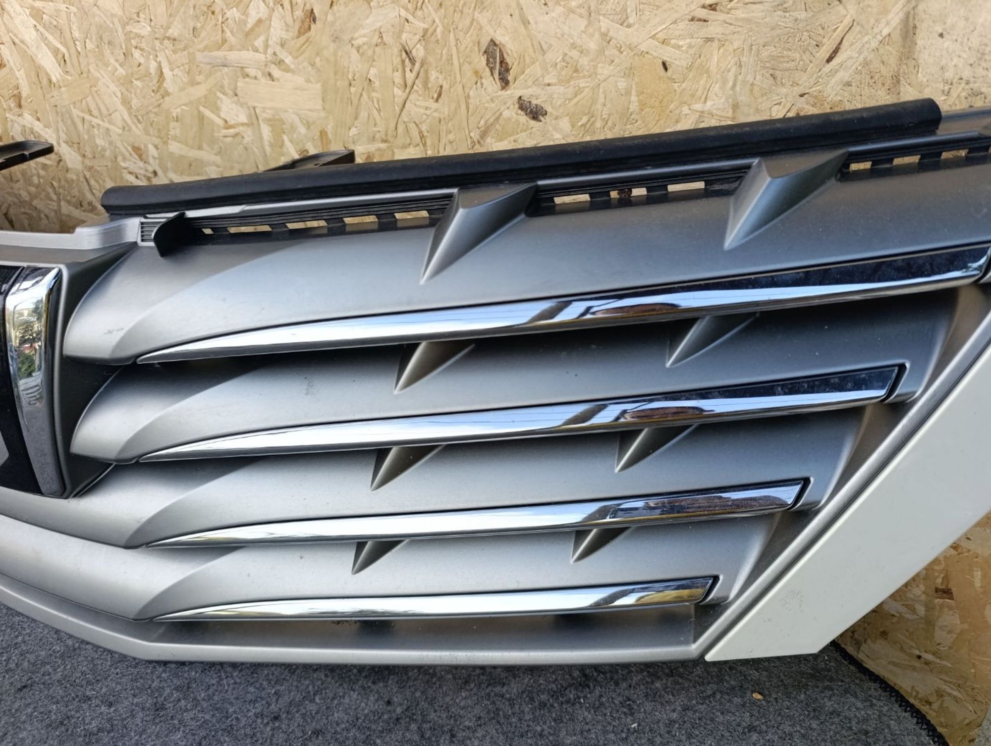 https://ycs.partsauto.market/partsauto-images/thmbs/userImages/d9b05010c61782443e0b3e264cf05921/part/fb023a1f-42a9-4cbc-bb63-1ca29bbd77c6_1783521752517.jpg