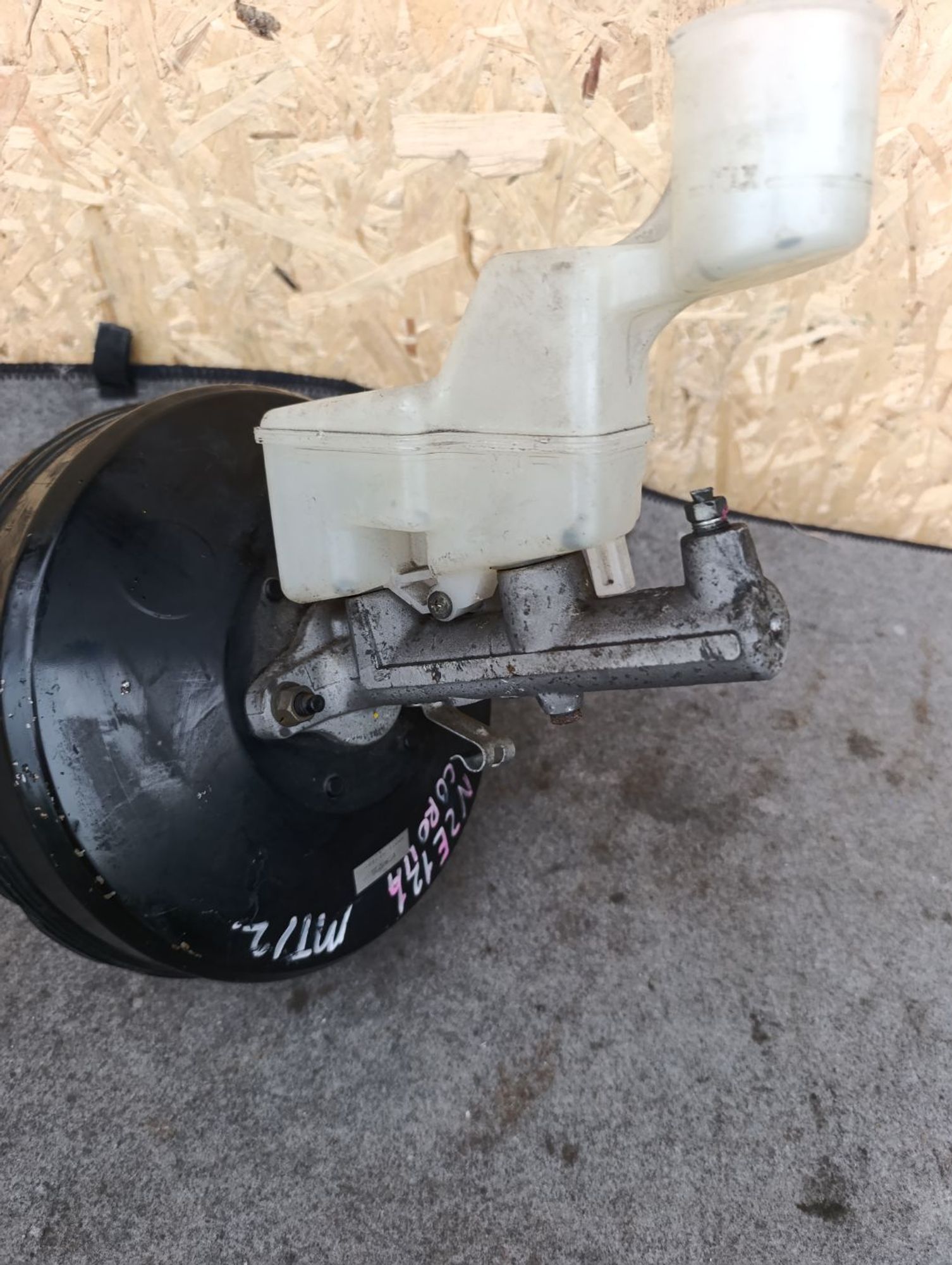 https://ycs.partsauto.market/partsauto-images/thmbs/userImages/d9b05010c61782443e0b3e264cf05921/part/fbcb7b8c-3c1a-4fd9-a6e5-ac3ad318d07b_1783700135068.jpg