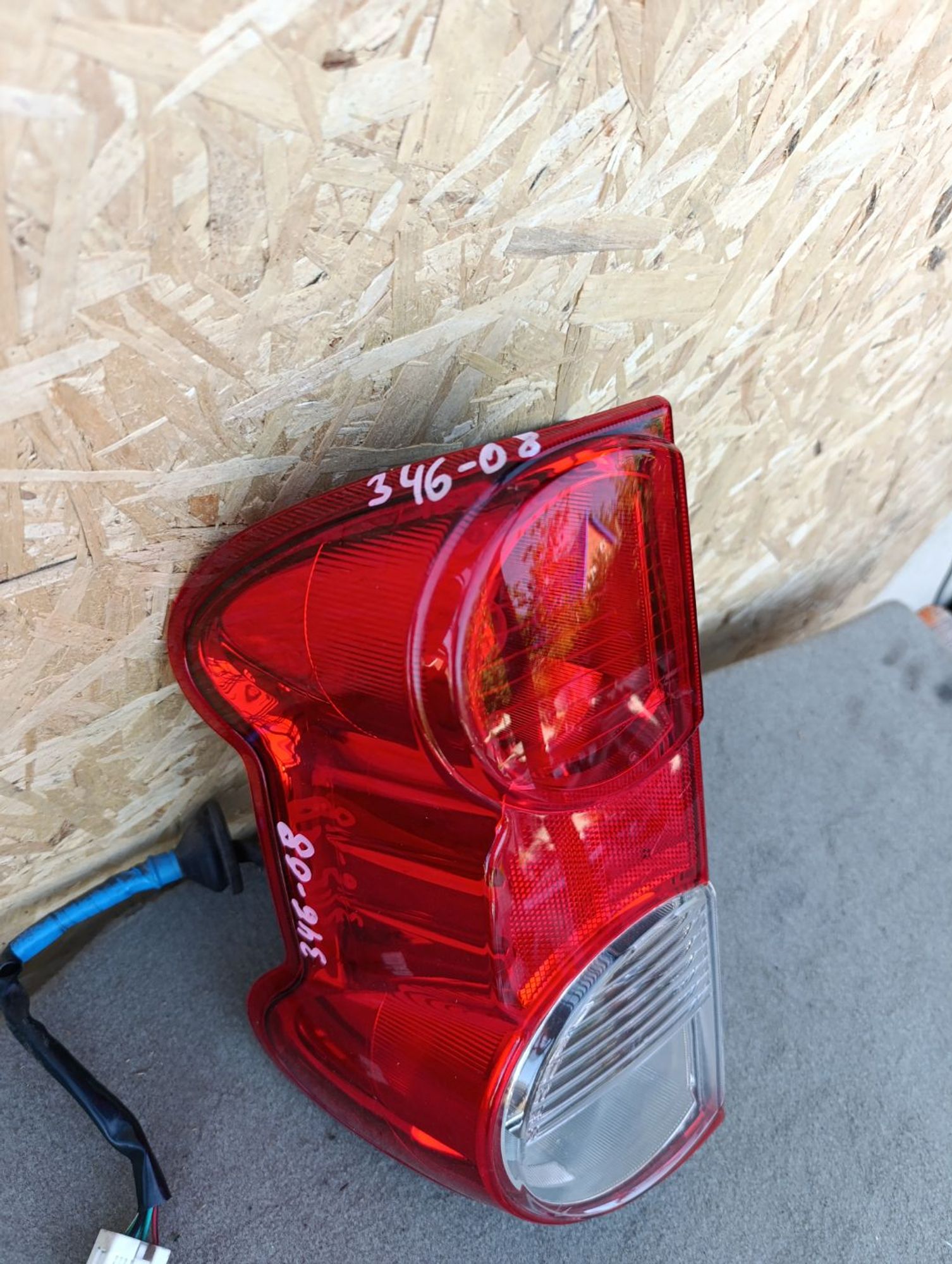 https://ycs.partsauto.market/partsauto-images/thmbs/userImages/d9b05010c61782443e0b3e264cf05921/part/fbcdf464-dbef-45bb-86b3-f4ea952fe60a_1784556471424.jpg