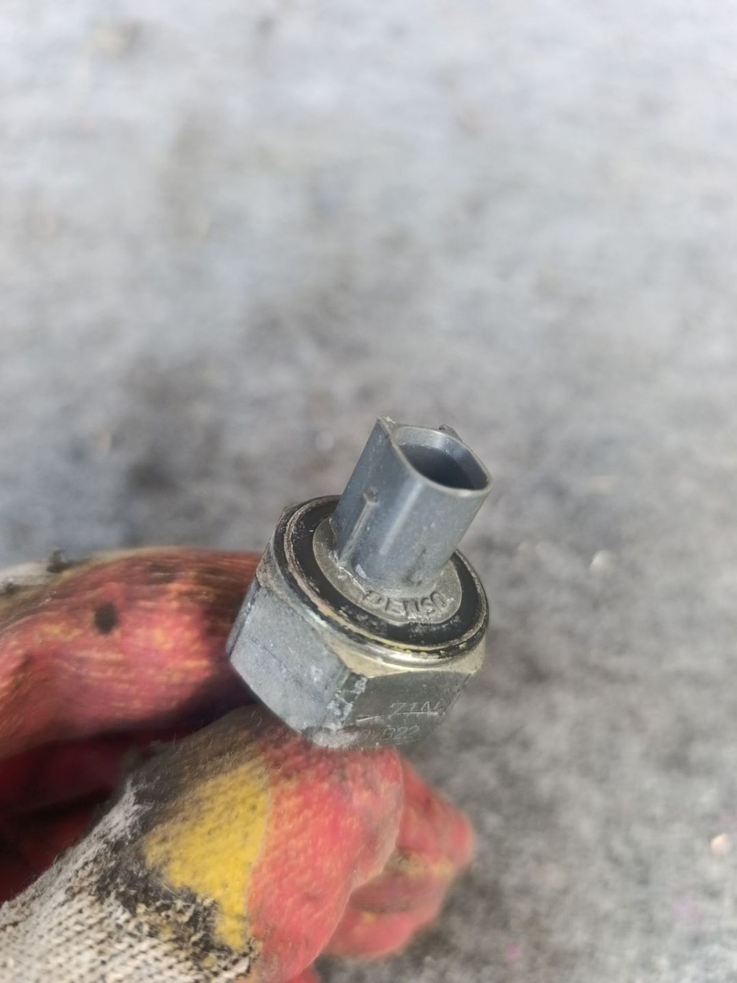 https://ycs.partsauto.market/partsauto-images/thmbs/userImages/d9b05010c61782443e0b3e264cf05921/part/fcdd30f0-7d9c-4115-bc8a-f9cd6adce49c_1779280332635.jpg