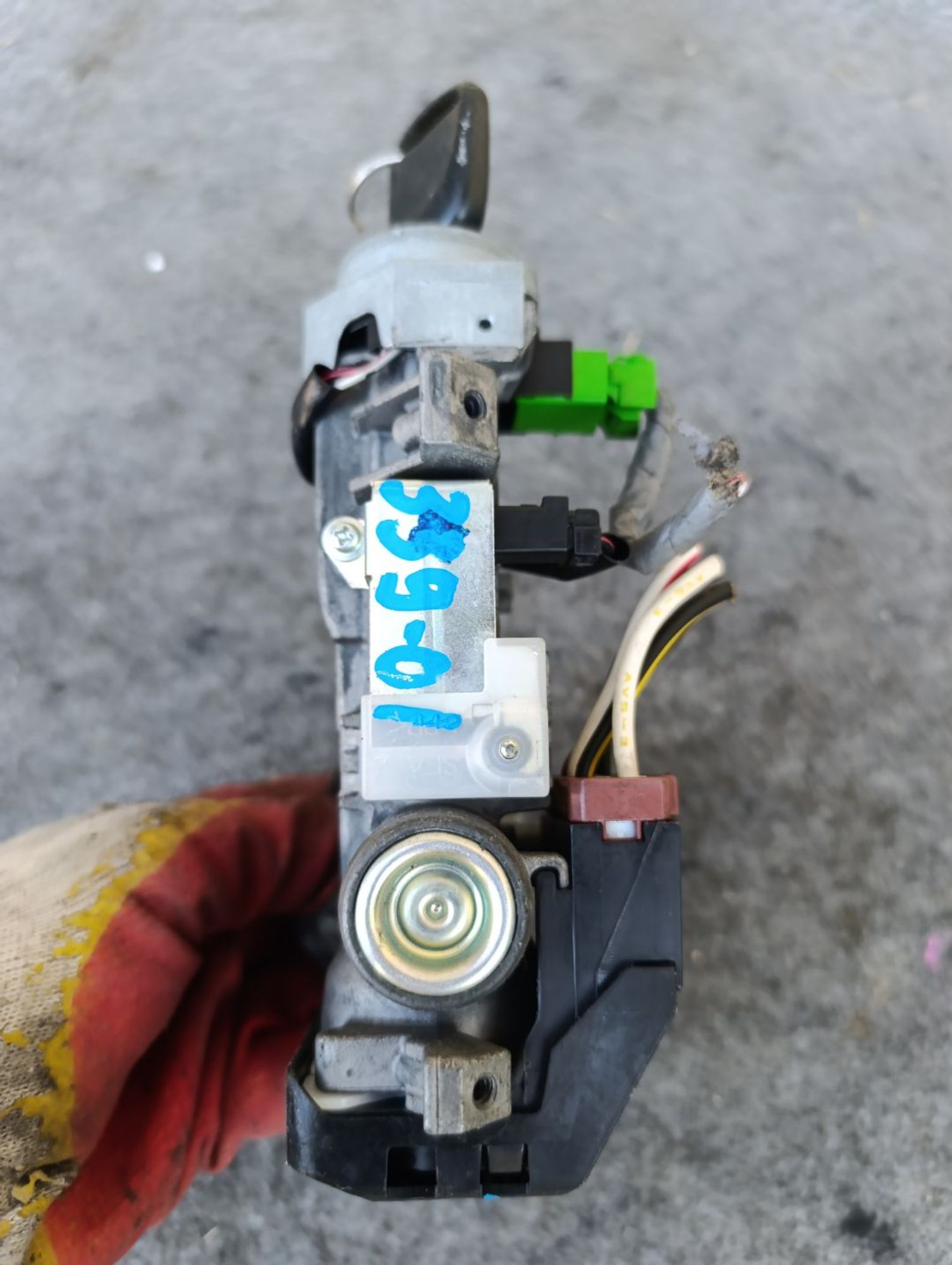 https://ycs.partsauto.market/partsauto-images/thmbs/userImages/d9b05010c61782443e0b3e264cf05921/part/fd081576-8c38-4aa2-9229-e23ab7b9988f_1783436636179.jpg