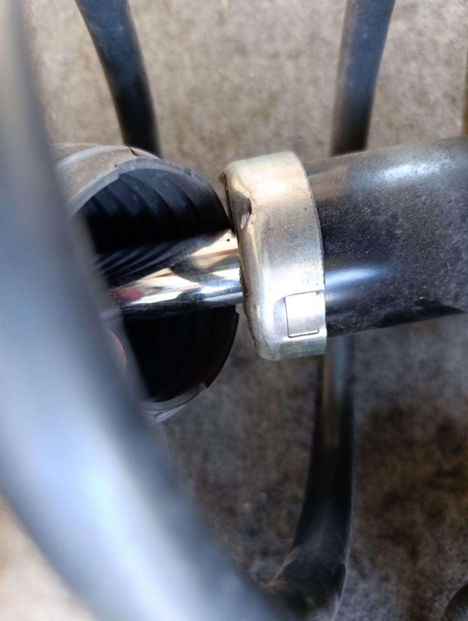 https://ycs.partsauto.market/partsauto-images/thmbs/userImages/d9b05010c61782443e0b3e264cf05921/part/fdaa7e12-ecf7-4eba-b0e8-ff64ac142d68_1783758501003.jpg