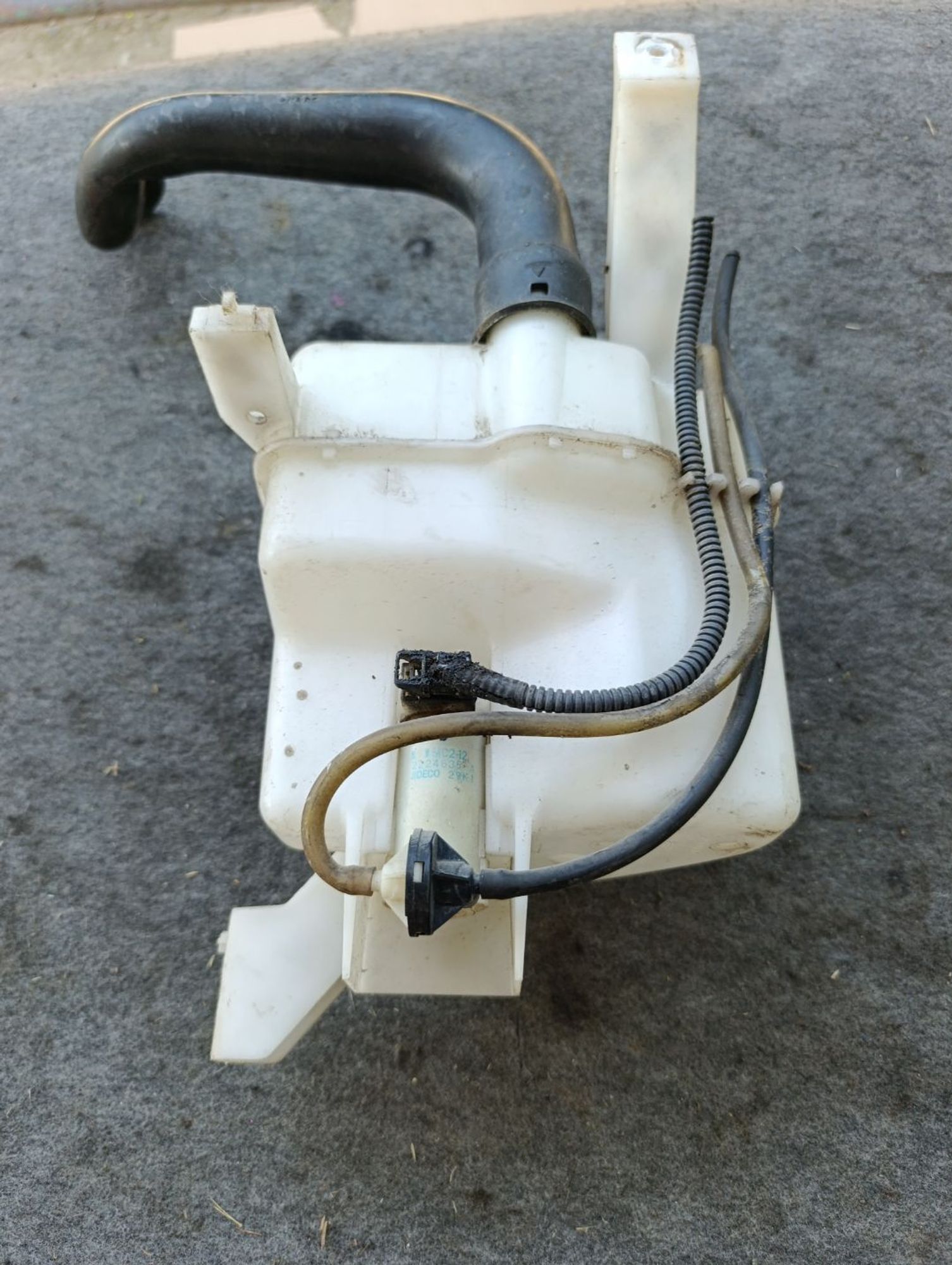 https://ycs.partsauto.market/partsauto-images/thmbs/userImages/d9b05010c61782443e0b3e264cf05921/part/fdf967b7-076c-41a3-9997-bd96a4057d15_1783067412263.jpg