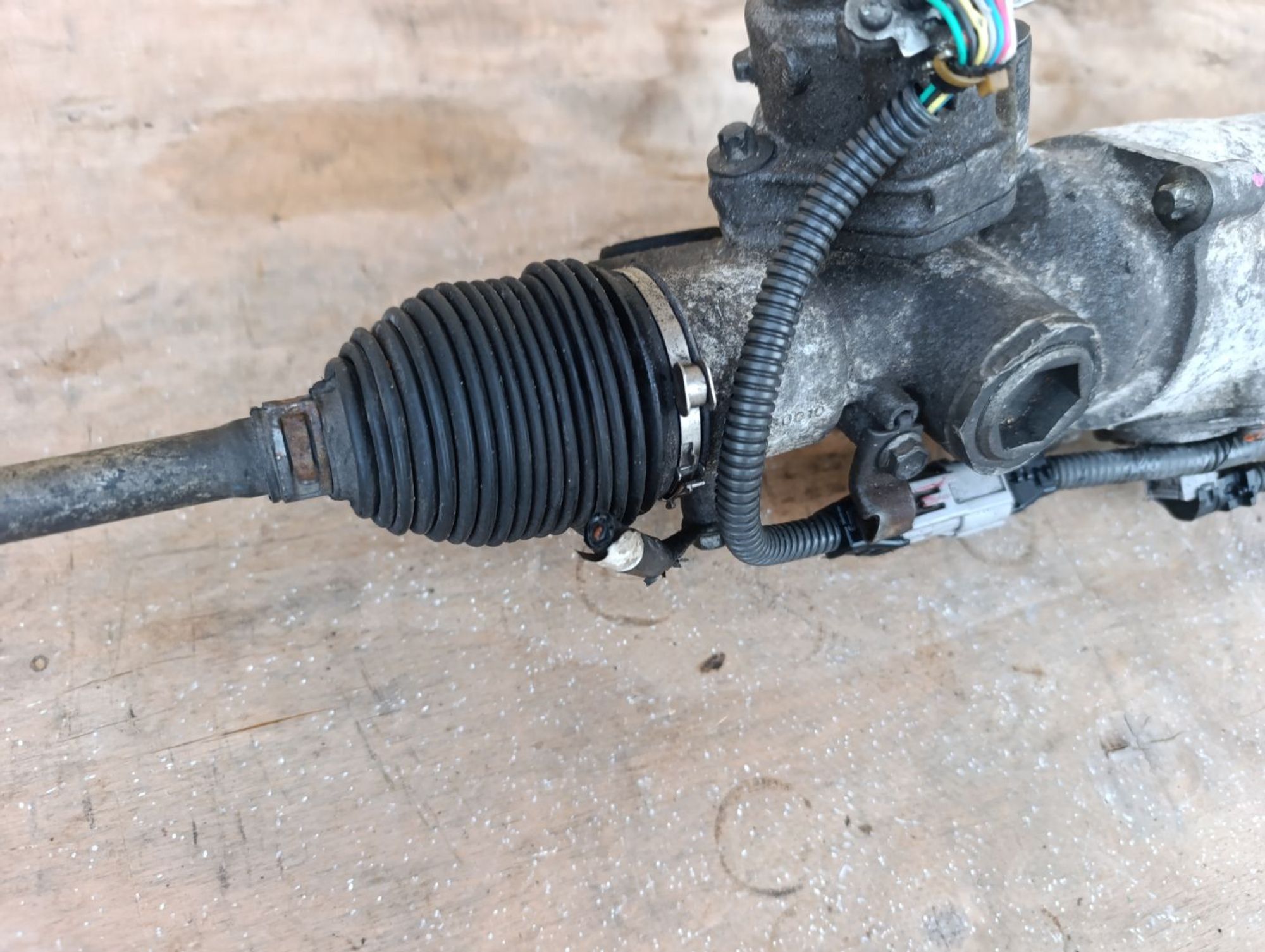 https://ycs.partsauto.market/partsauto-images/thmbs/userImages/d9b05010c61782443e0b3e264cf05921/part/ffada1b8-db91-49b7-a1a8-ebb34e2d82c0_1784217611831.jpg