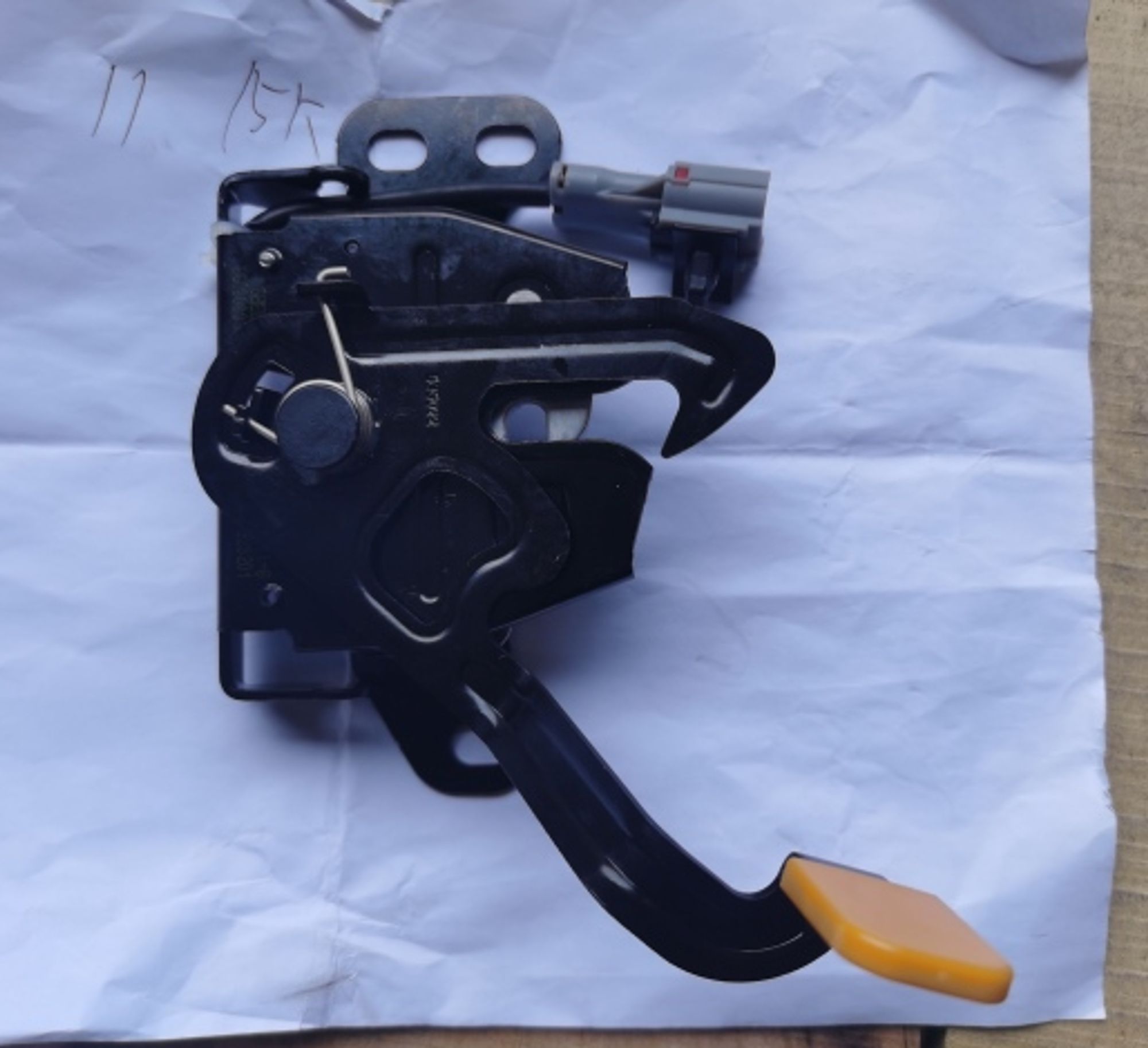 Замок капота SX11, 3717 рублей, Сургут