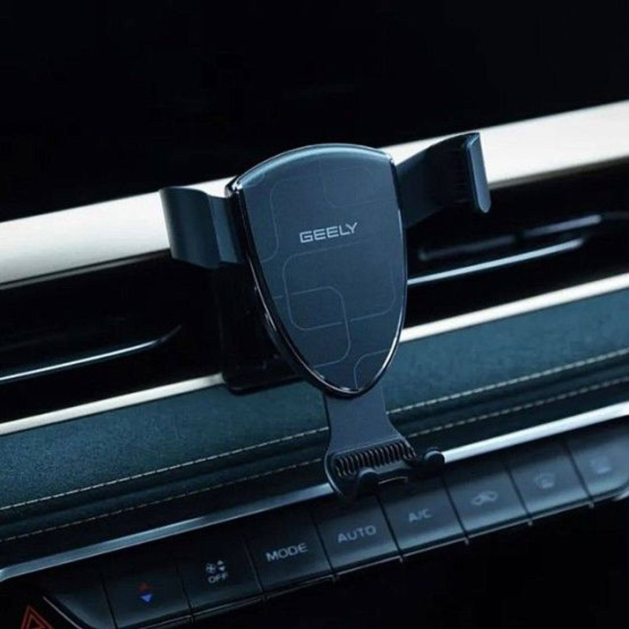 Автомобильный держатель для телефона GEELY, 3981 рублей, Сургут