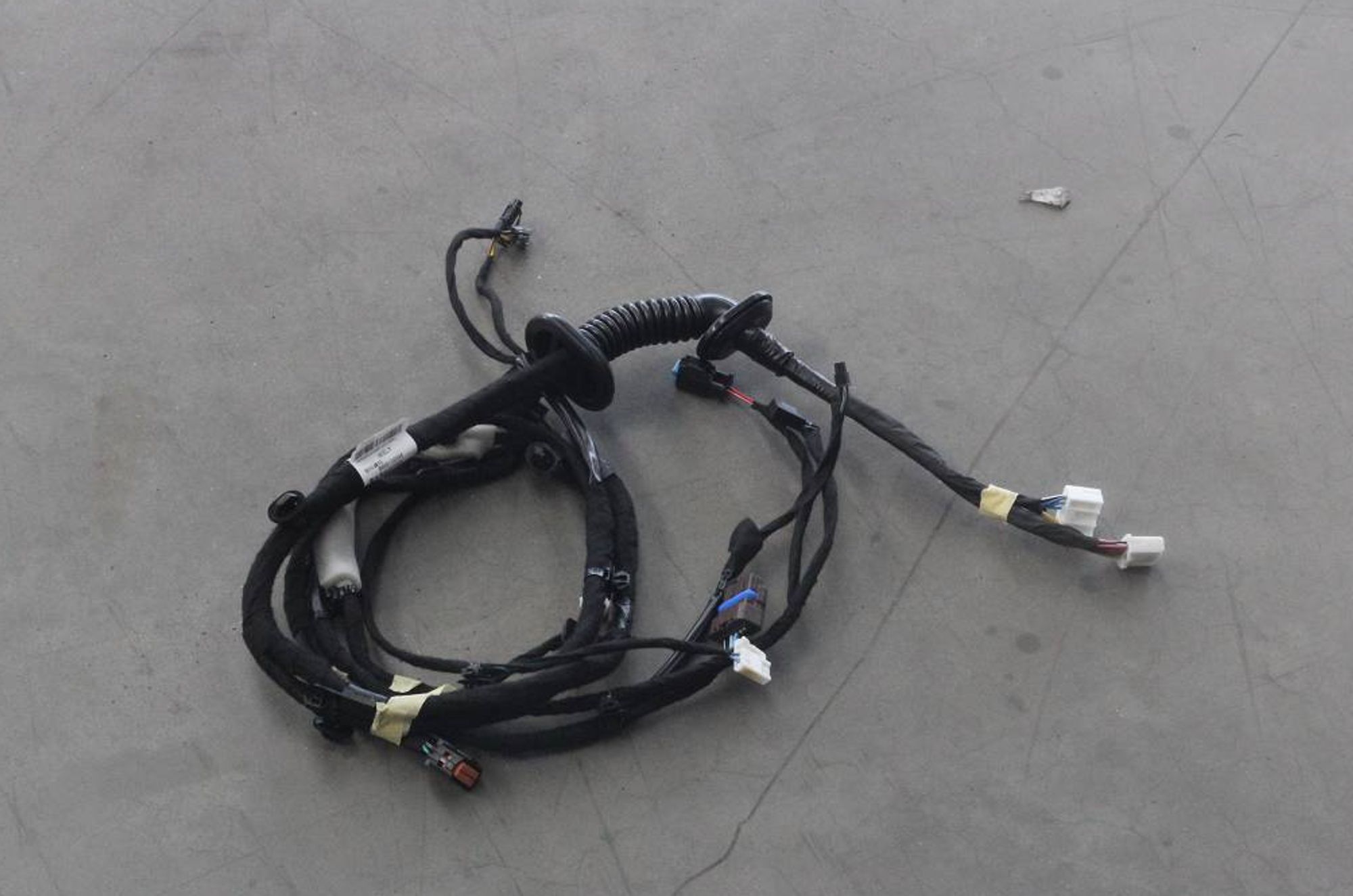 ЖГУТ ПРОВОДОВ ПЕРЕДНЕЙ ПРАВОЙ ДВЕРИ /NL-3/, 15477 рублей, Сургут