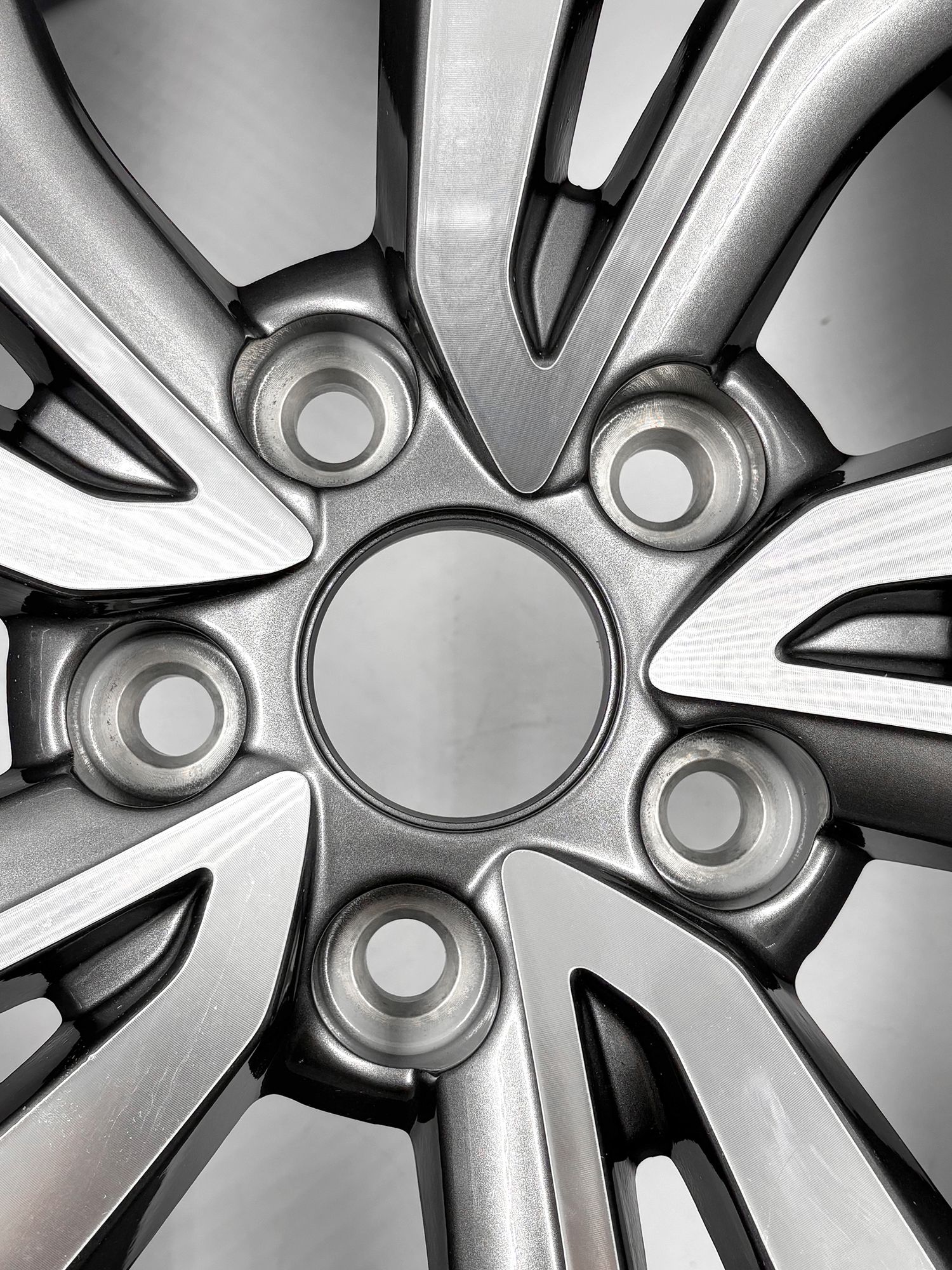 Диск литой алюминиевый R18, 25386 рублей, Сургут