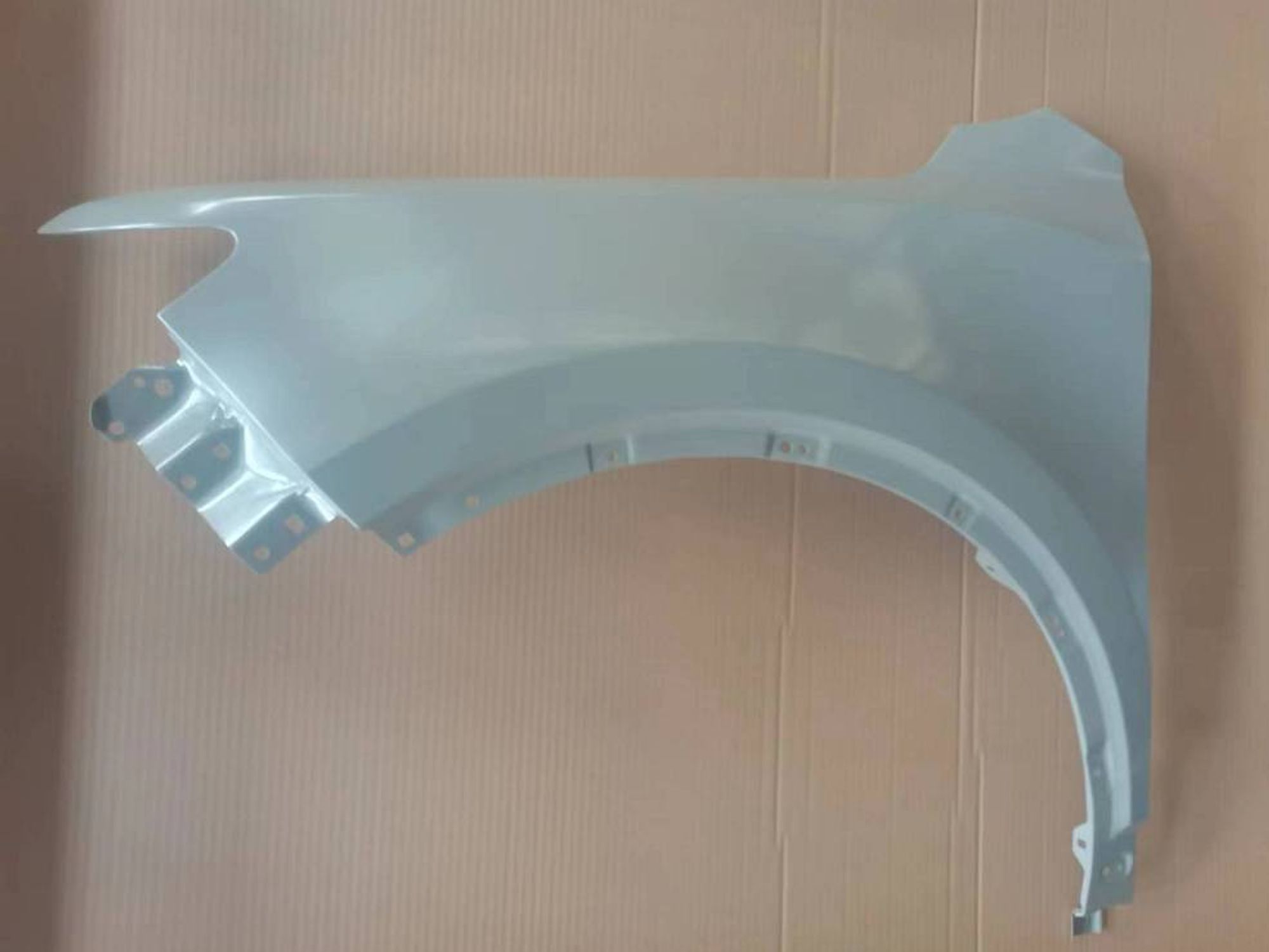 Крыло переднее левое NL3, 31175 рублей, Сургут