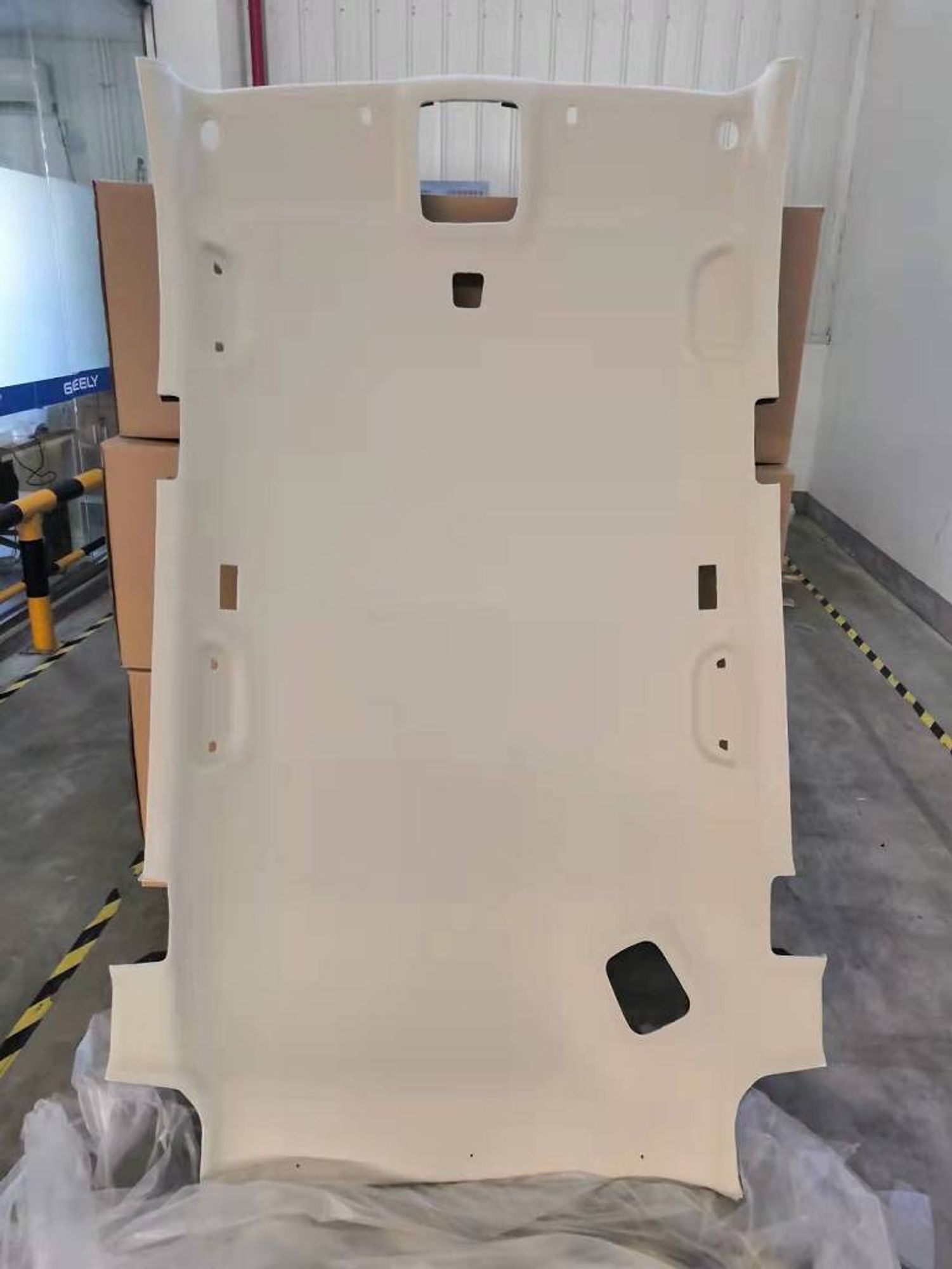 Обшивка потолка Geely Atlas, 54320 рублей, Сургут