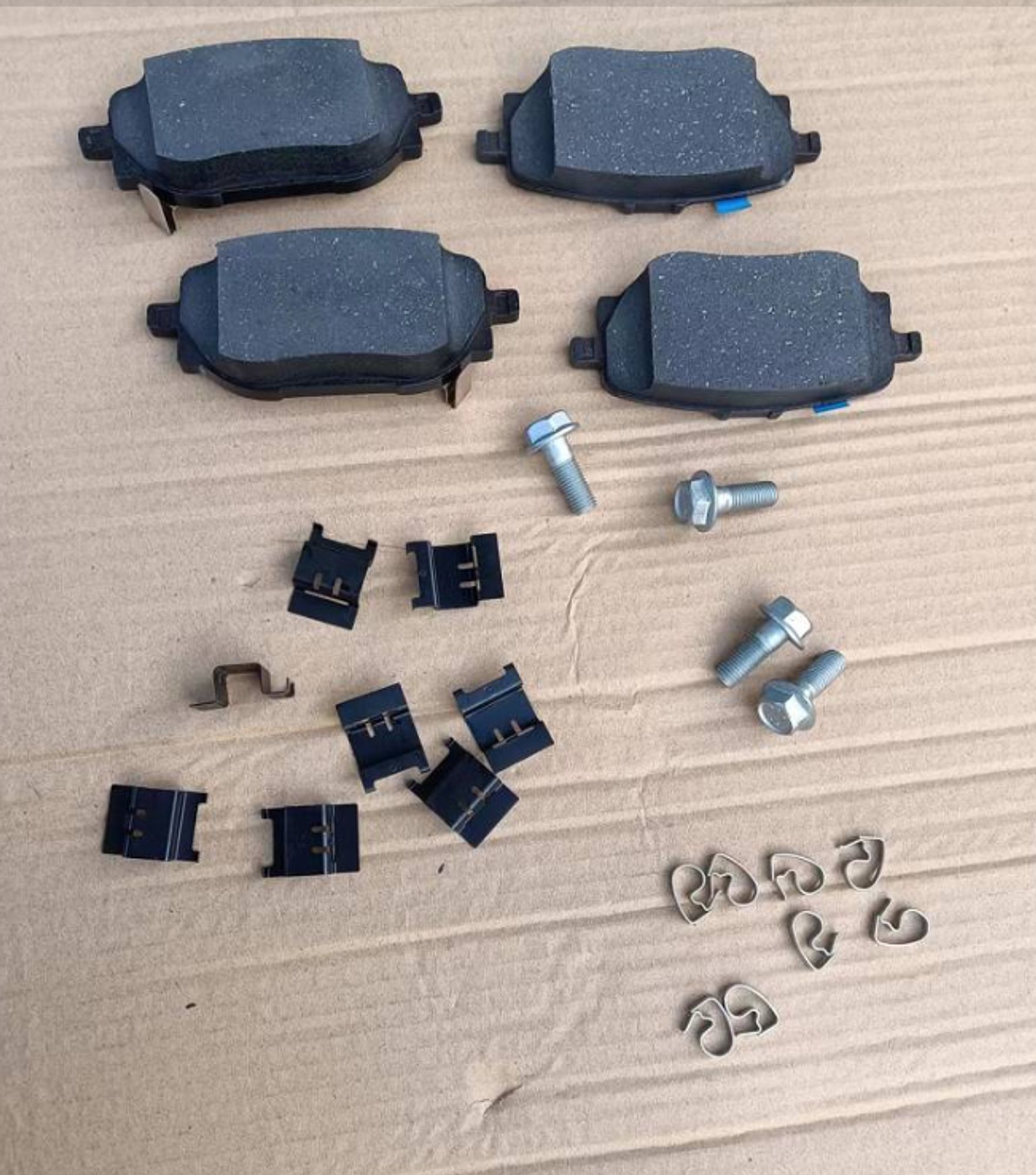 КОЛОДКИ ТОРМОЗНЫЕ ЗАДНИЕ Geely Atlas /FX-11/, 3450 рублей, Сургут