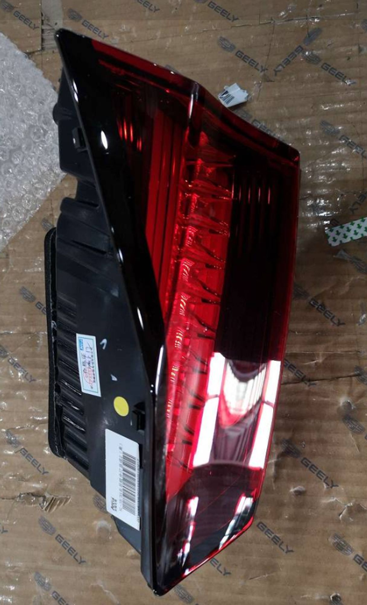 Задний правый фонарь внутренний NL3B, 33872 рублей, Сургут