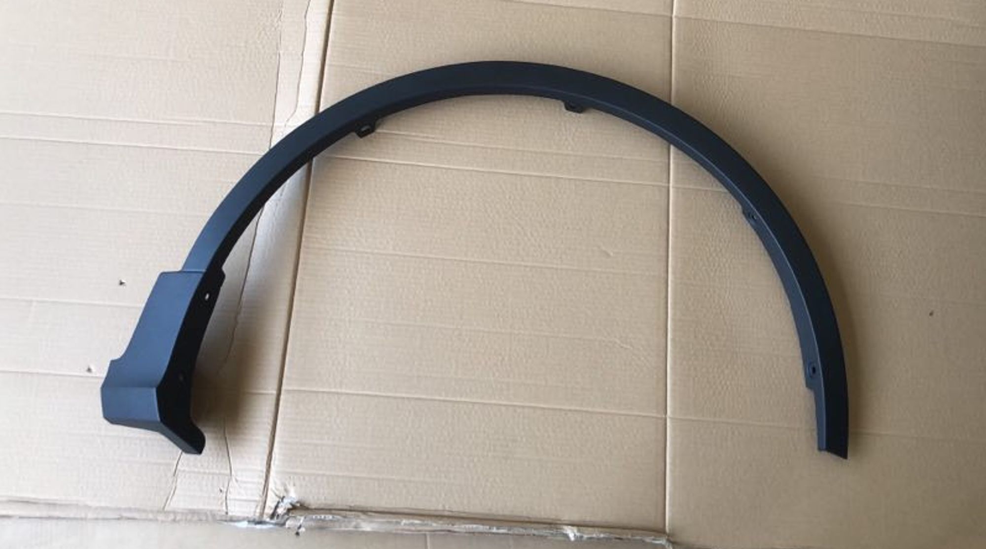 Расширитель переднего крыла правый NL3B, 2585 рублей, Сургут