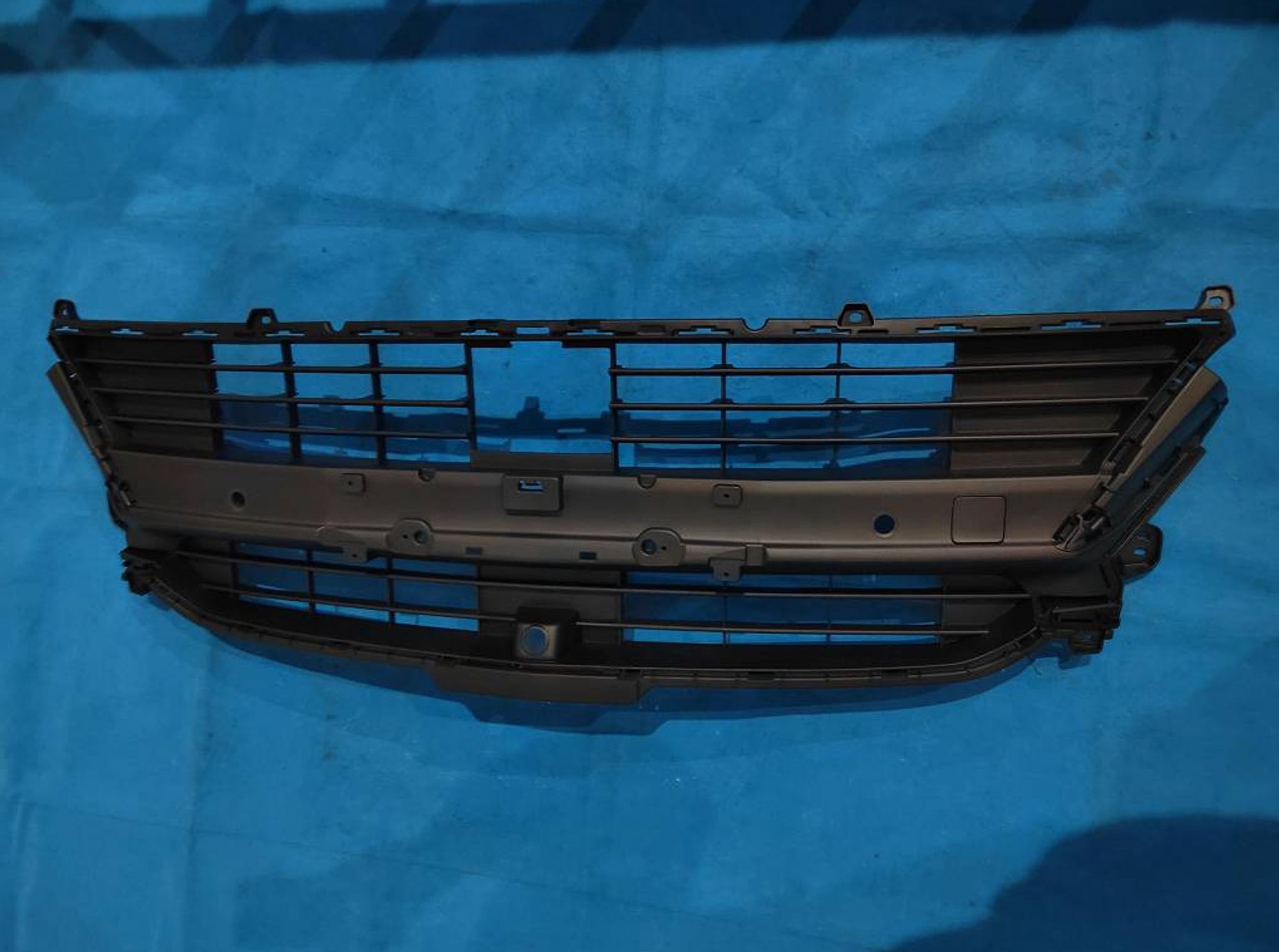РЕШЕТКА ПЕРЕДНЕГО БАМПЕРА В СБОРЕ /FY-11/, 9458 рублей, Сургут