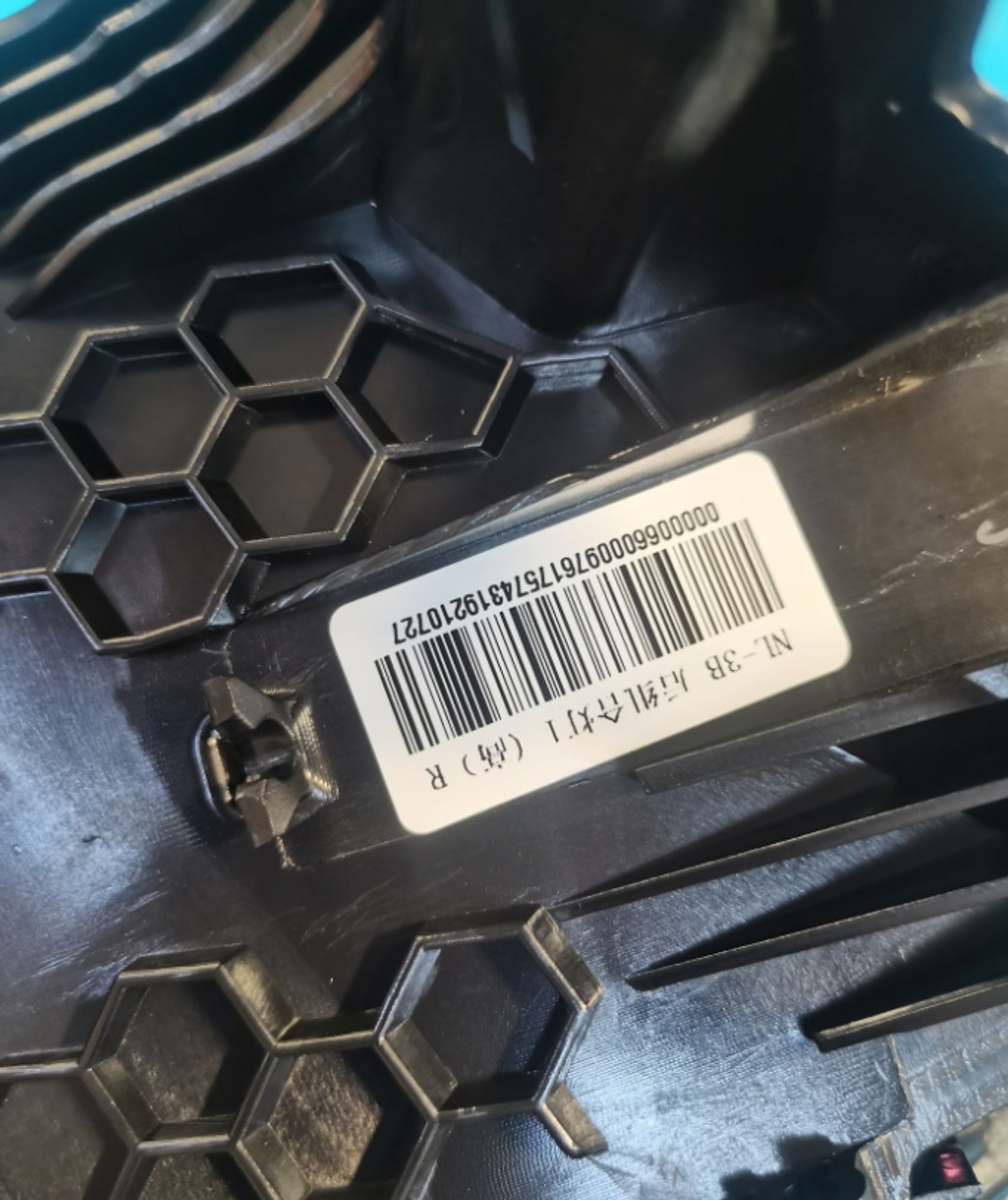 Фонарь задний правый внешний NL3B, 56087 рублей, Сургут