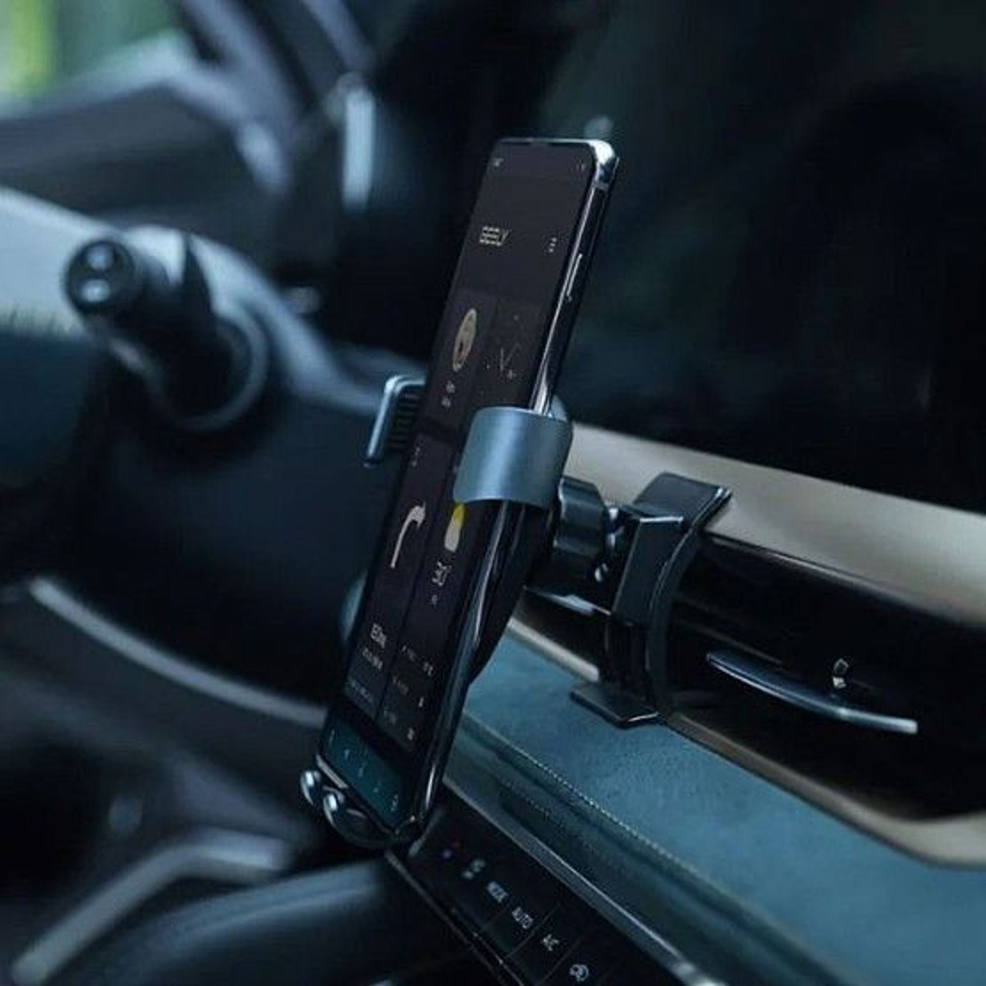 Автомобильный держатель для телефона GEELY, 3981 рублей, Сургут