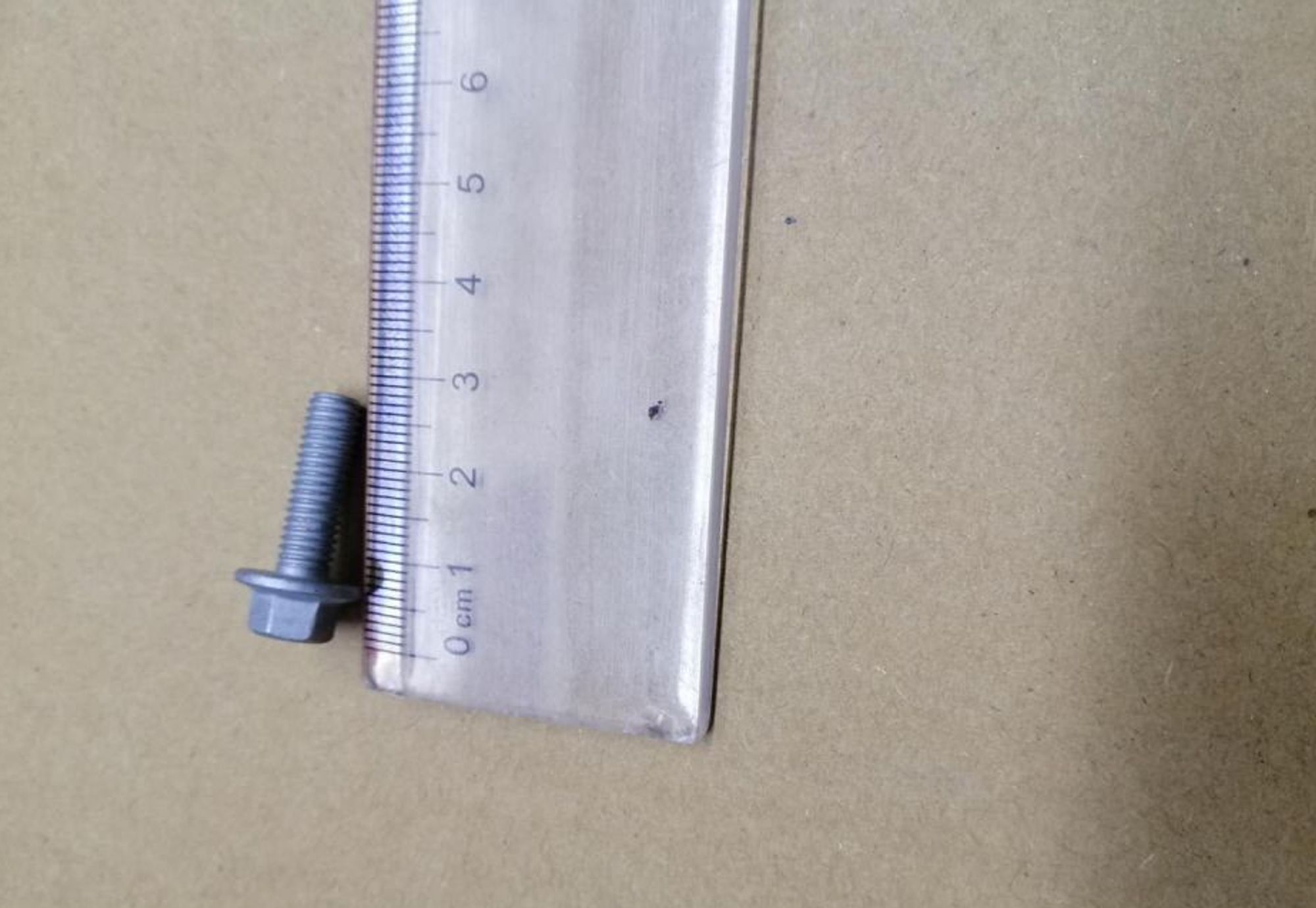 Болт KX11, 37 рублей, Сургут