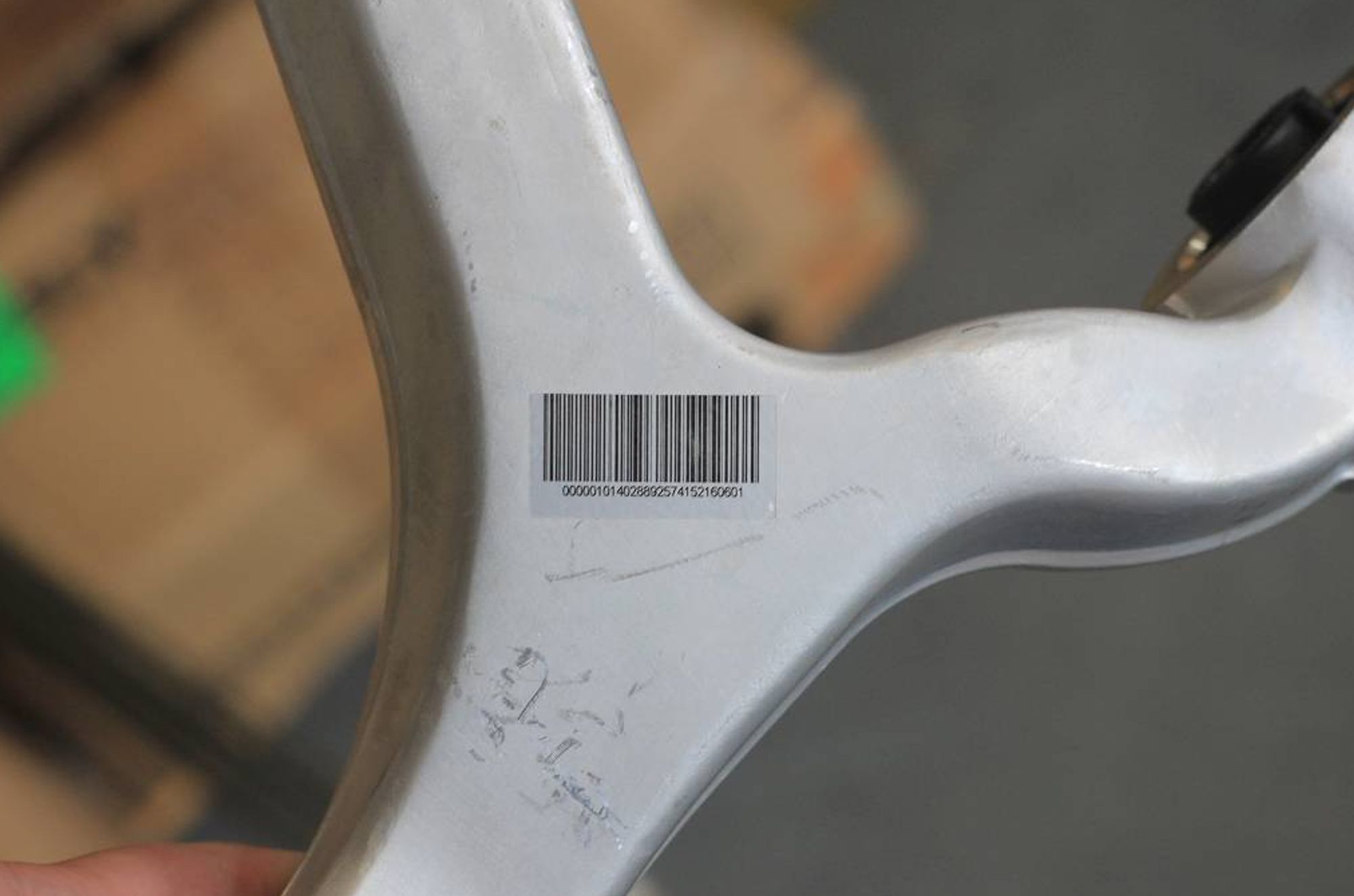 Рычаг верхний правый задней подвески KC1, 4164 рублей, Сургут