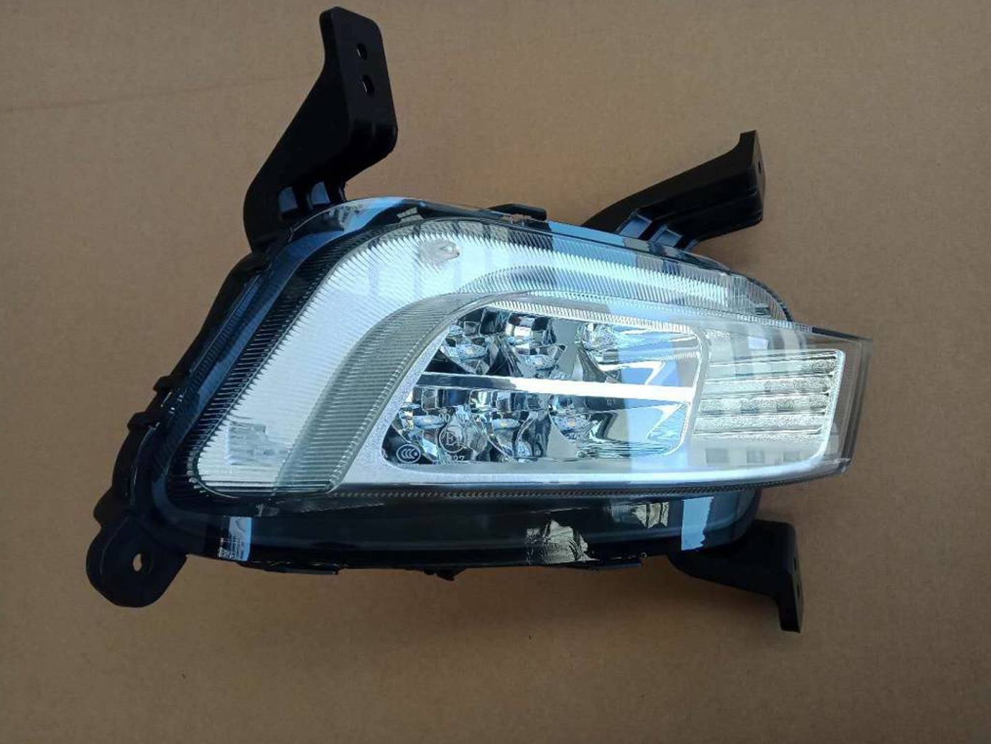 Противотуманный фонарь правый, 18497 рублей, Сургут