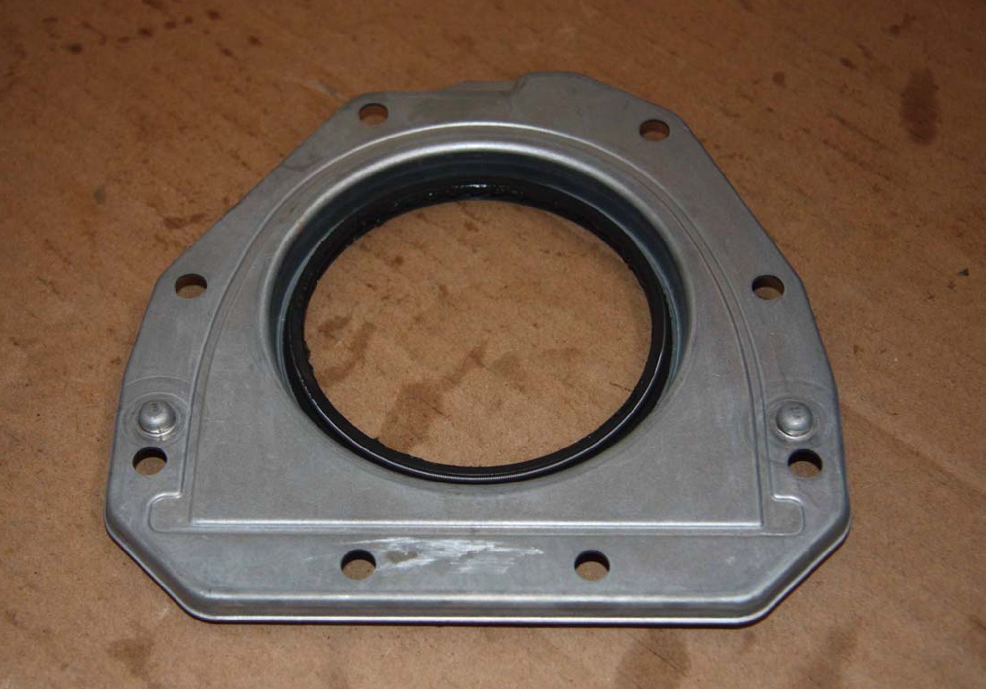 САЛЬНИК ЗАДНИЙ КОЛЕНВАЛА /KC-1/NL-3/, 3341 рублей, Сургут