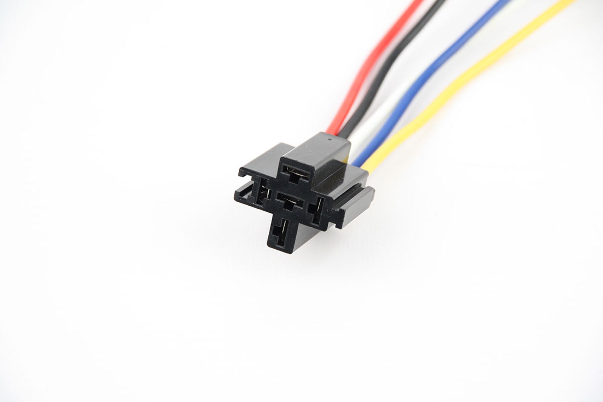 Колодка под реле 5 конт., 120 рублей, Сургут