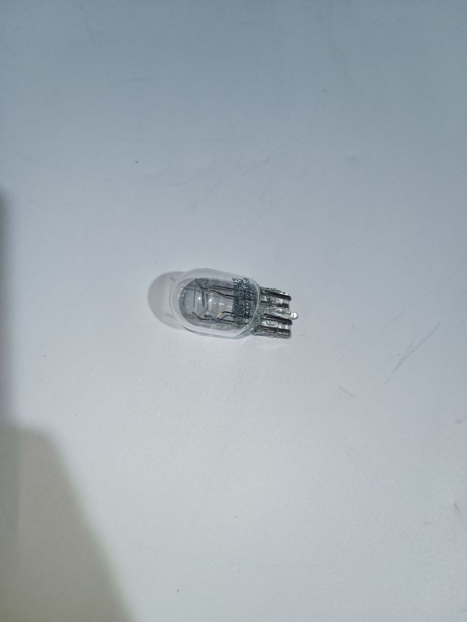 Лампа двухконтактная бесцокольная 12V 5W, 170 рублей, Сургут