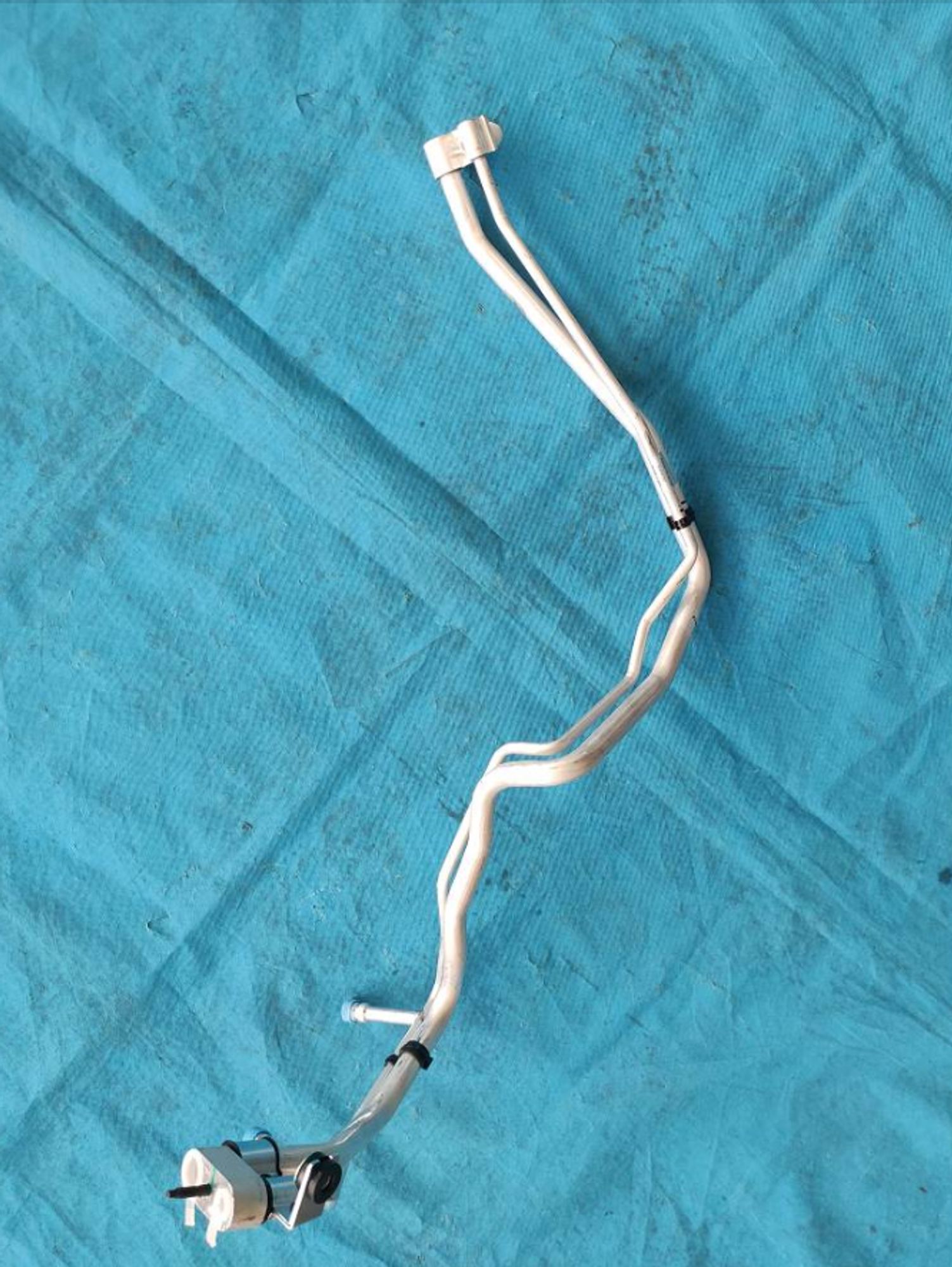 ТРУБКА В СБОРЕ-КОНДИЦИОНЕР ВЫСОКОГО И НИЗКОГО ДАВЛЕНИЯ /KX-11/, 8646 рублей, Сургут