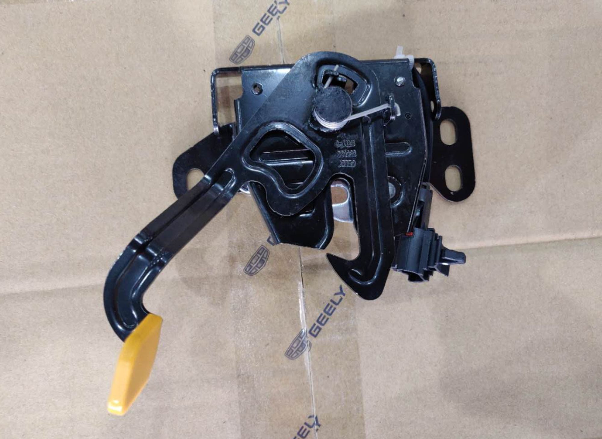 Замок капота SX11, 3717 рублей, Сургут