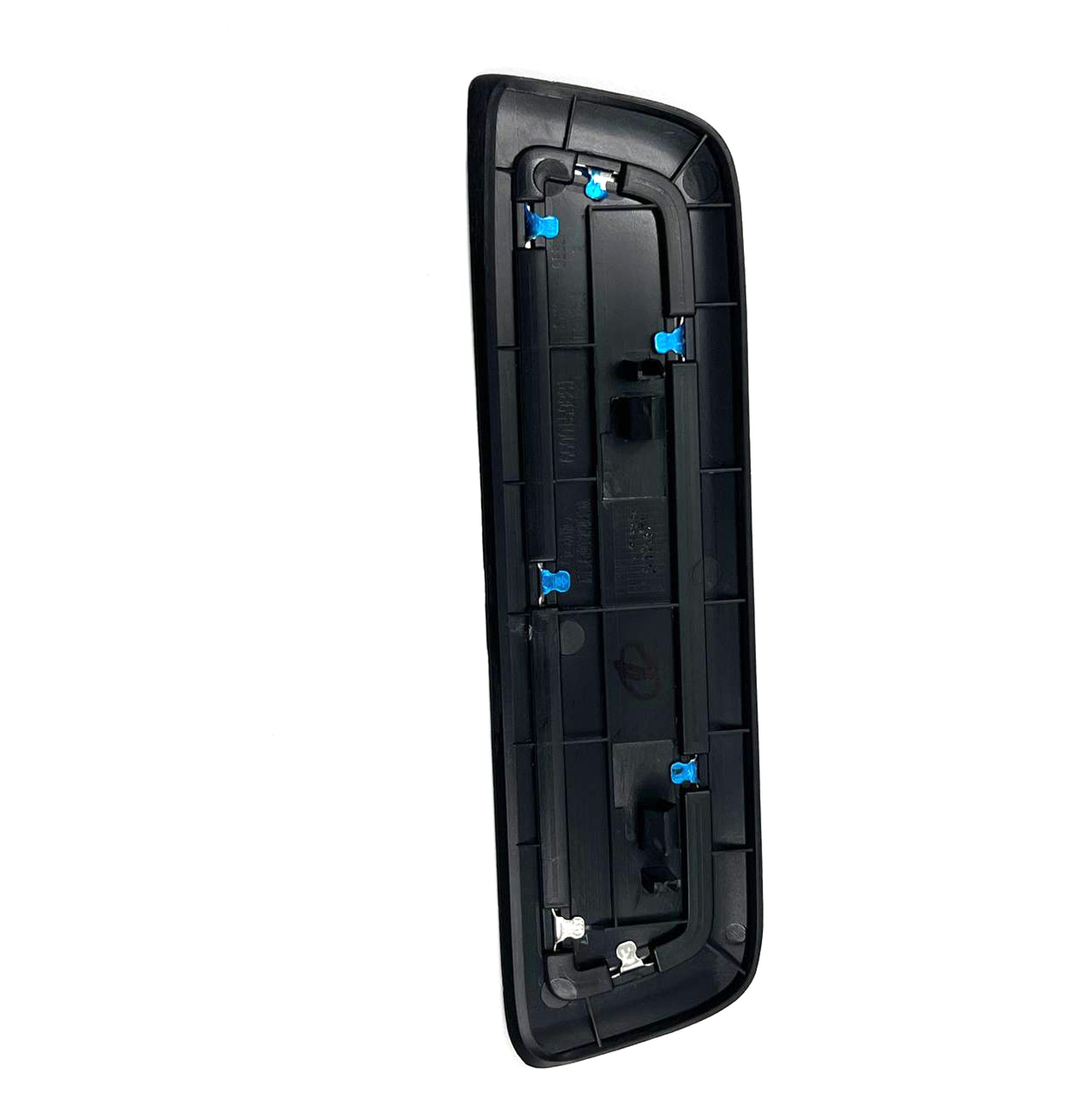 Накладка обшивки порога кузова внутренняя задняя правая Geely Coolray, 1642 рублей, Сургут