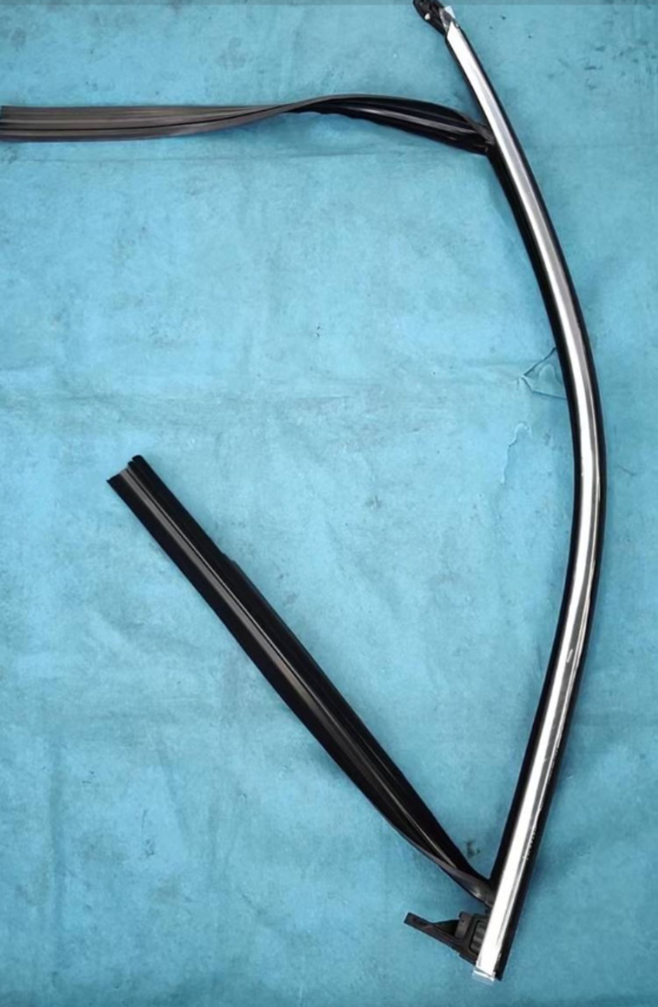 УПЛОТНИТЕЛЬ-РАМКА ДВЕРИ ПЕР ЛЕВ /KX-11/, 9460 рублей, Сургут