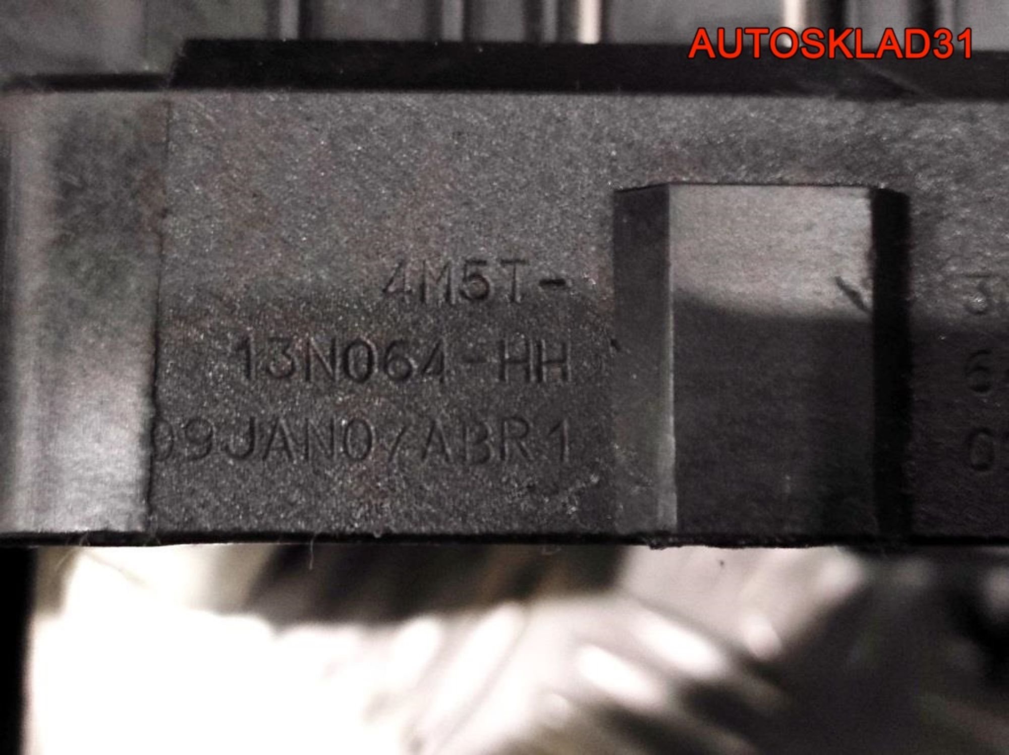 Переключатель подрулевой Ford Focus 2 4M5T13N064HH, 2000 рублей, Дубовое