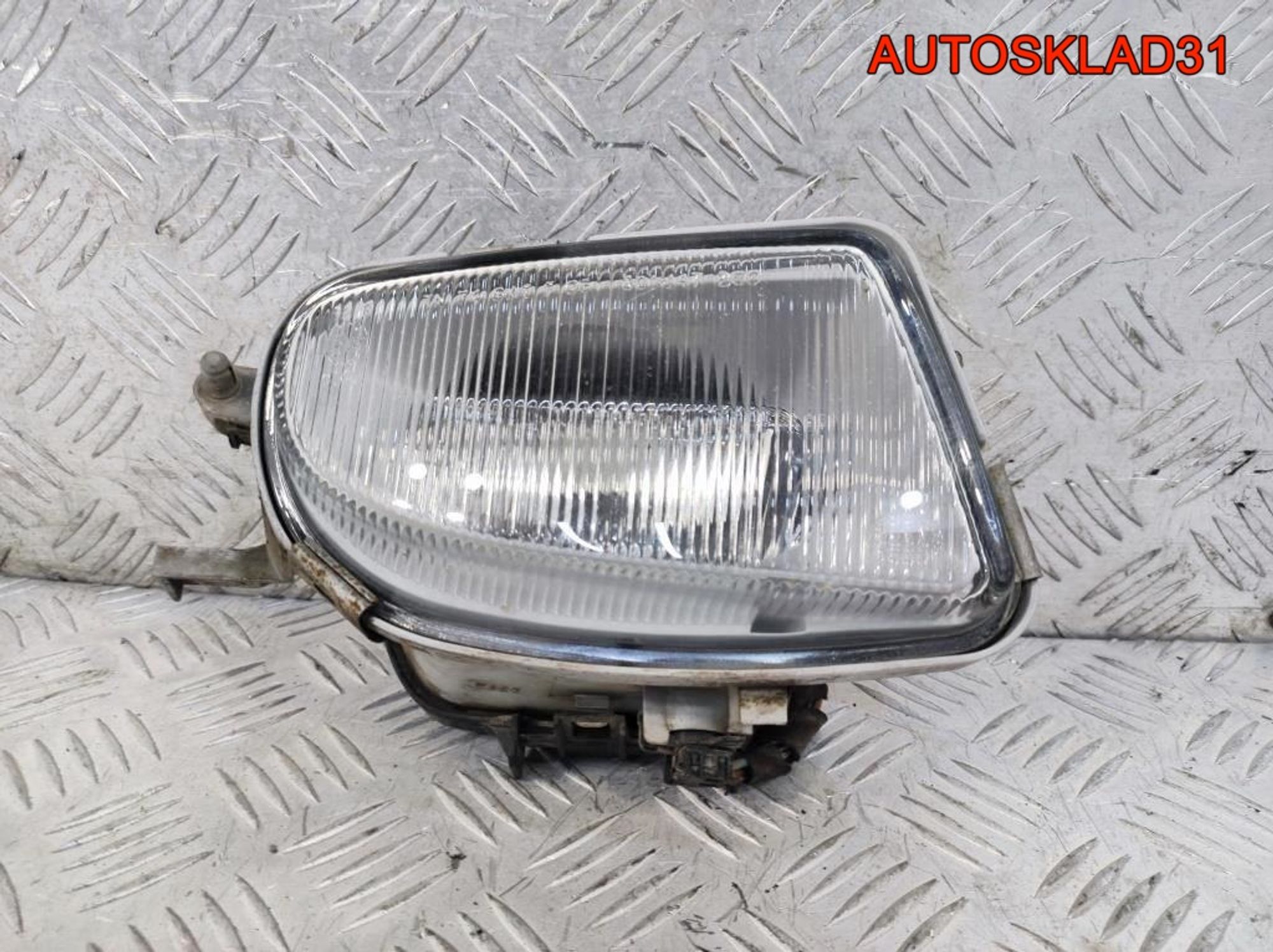 Фара противотуманная правая Mercedes W210 Рест, 1400 рублей, Дубовое