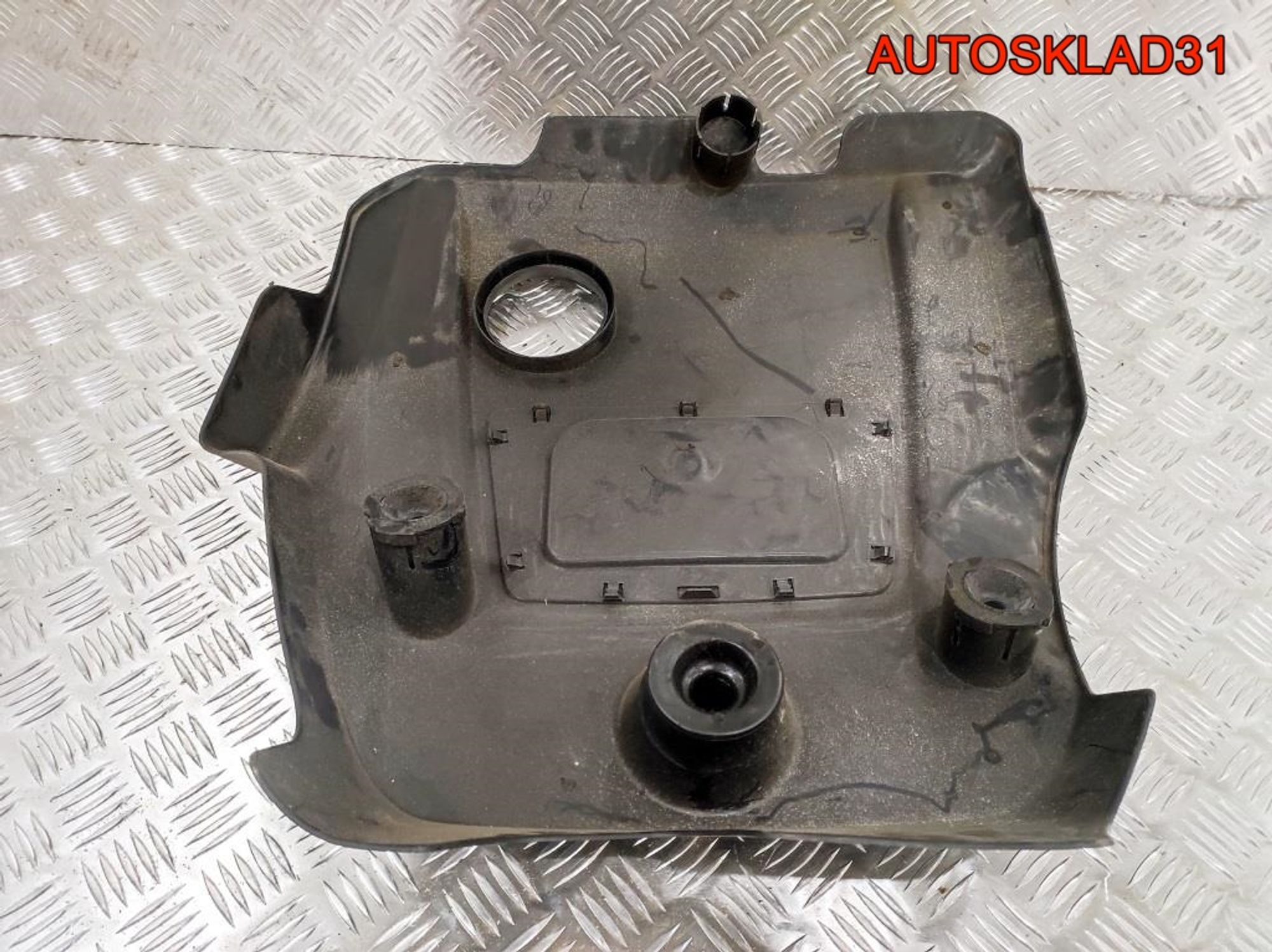 Декоративная крышка двигателя VW Golf 4 038103925BH, 1400 рублей, Дубовое