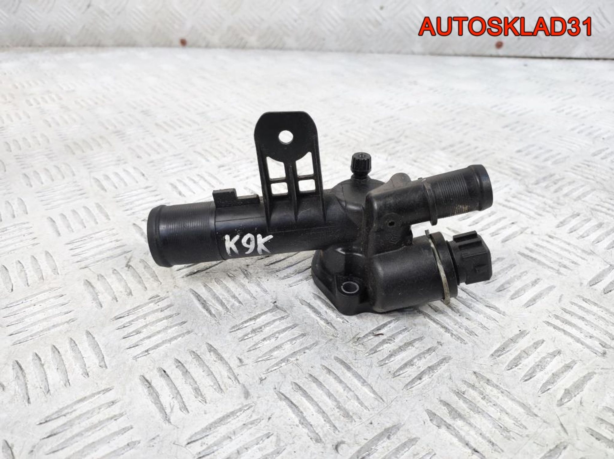 Корпус термостата Renault Megane 2 K9K 8200558751, 600 рублей, Дубовое