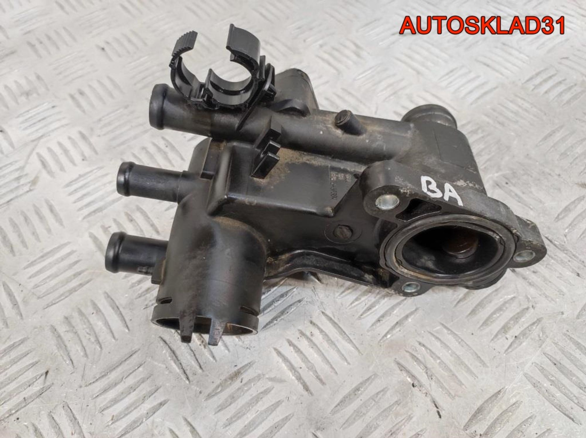 Корпус термостата Skoda Octavia A4 Корпус термостата Skoda Octavia A4 032121111BA, 900 рублей, Дубовое