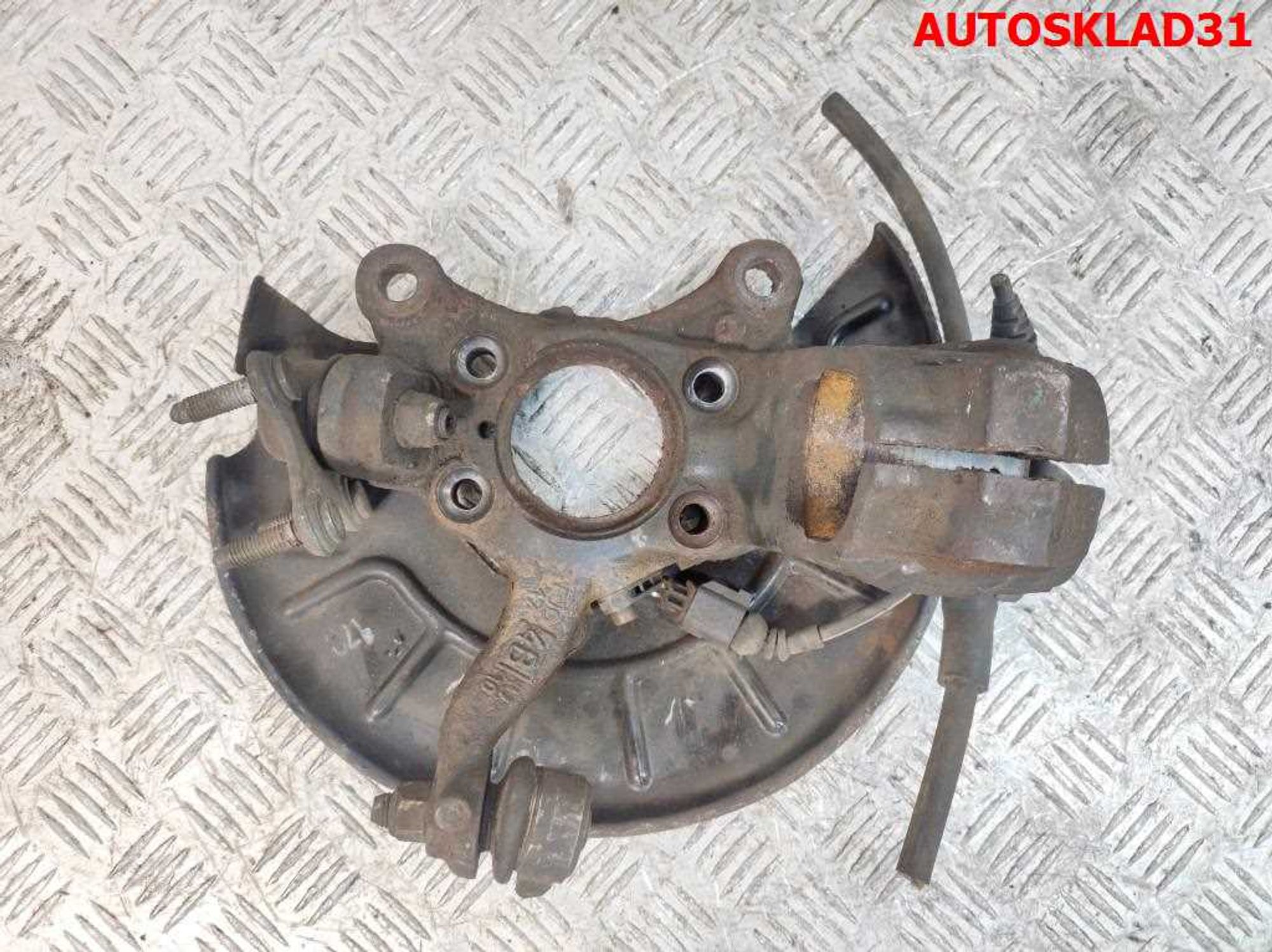 Кулак поворотный перед правый VW Golf 5 1K0407256AA, 2500 рублей, Дубовое