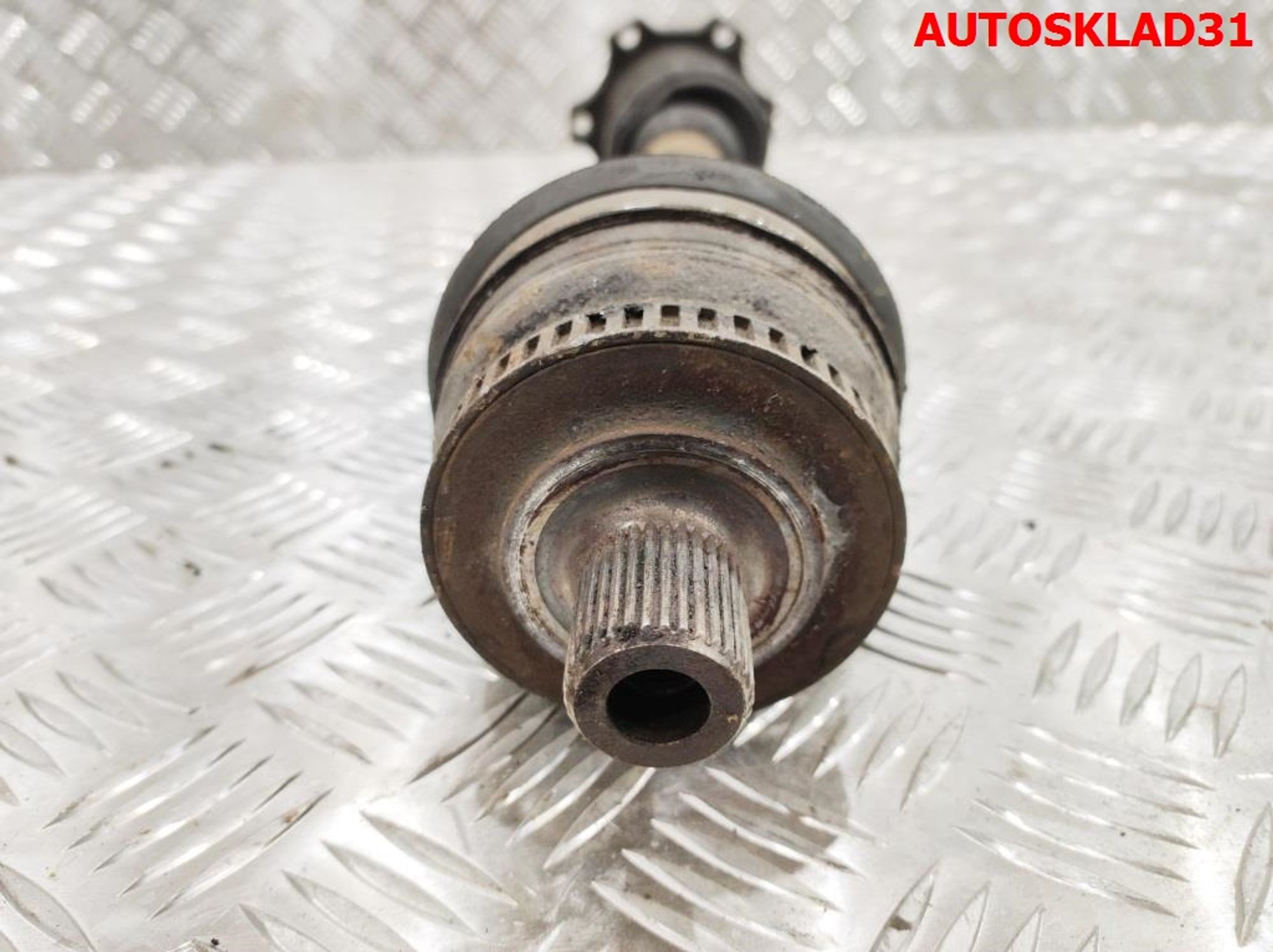 Полуось передняя левая VW Passat B5 1,8 AEB Бензин АКПП, 4000 рублей, Дубовое