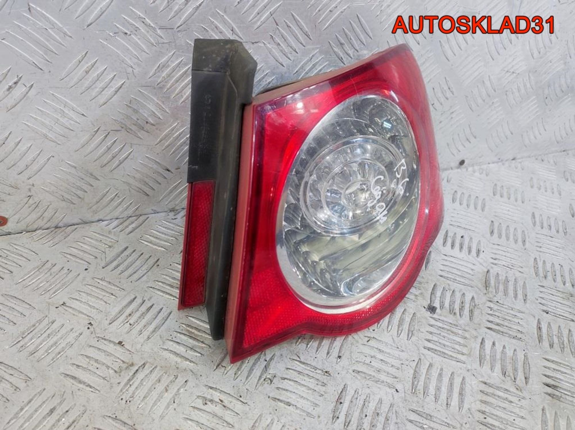 Фонарь задний правый VW Passat B6 3C5945096H Седан, 5700 рублей, Дубовое