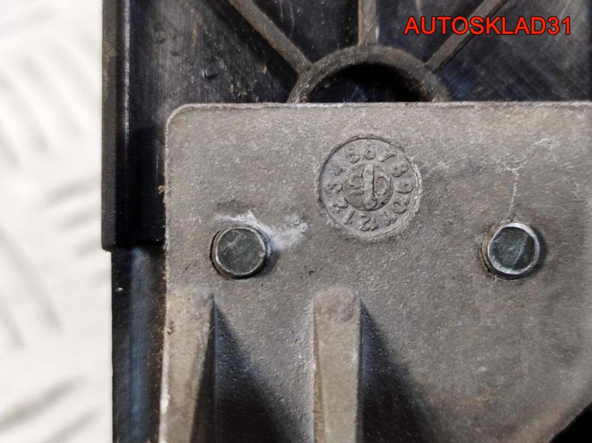 Ручка двери задняя левая Nissan Note 80640AX62C, 2300 рублей, Дубовое