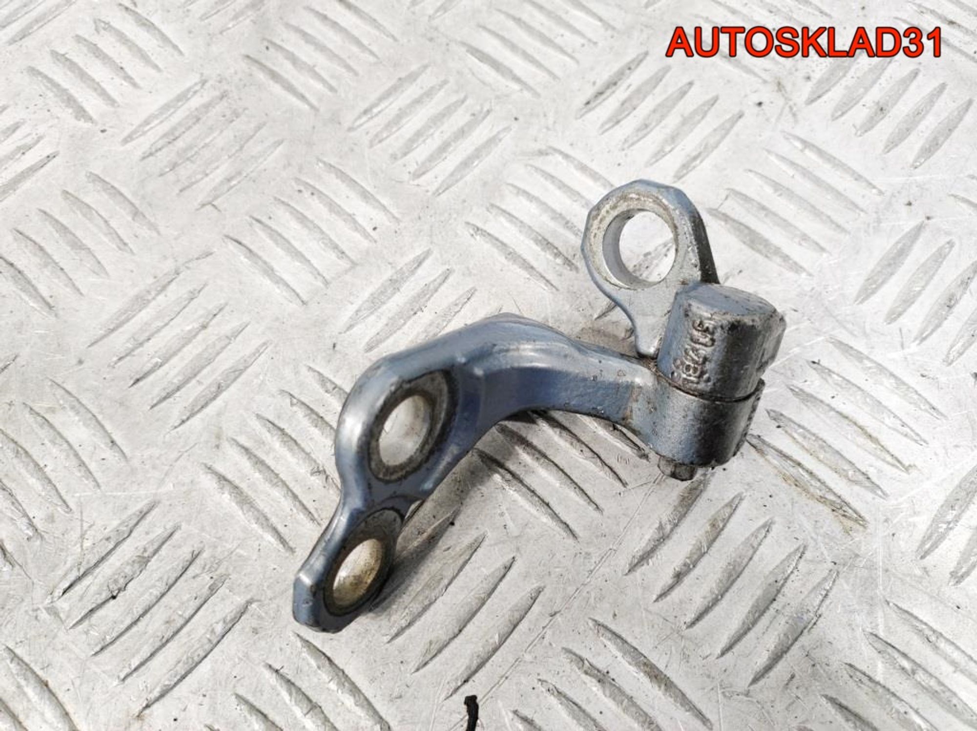 Петля двери задней левой верхняя Ford Focus 2, 900 рублей, Дубовое