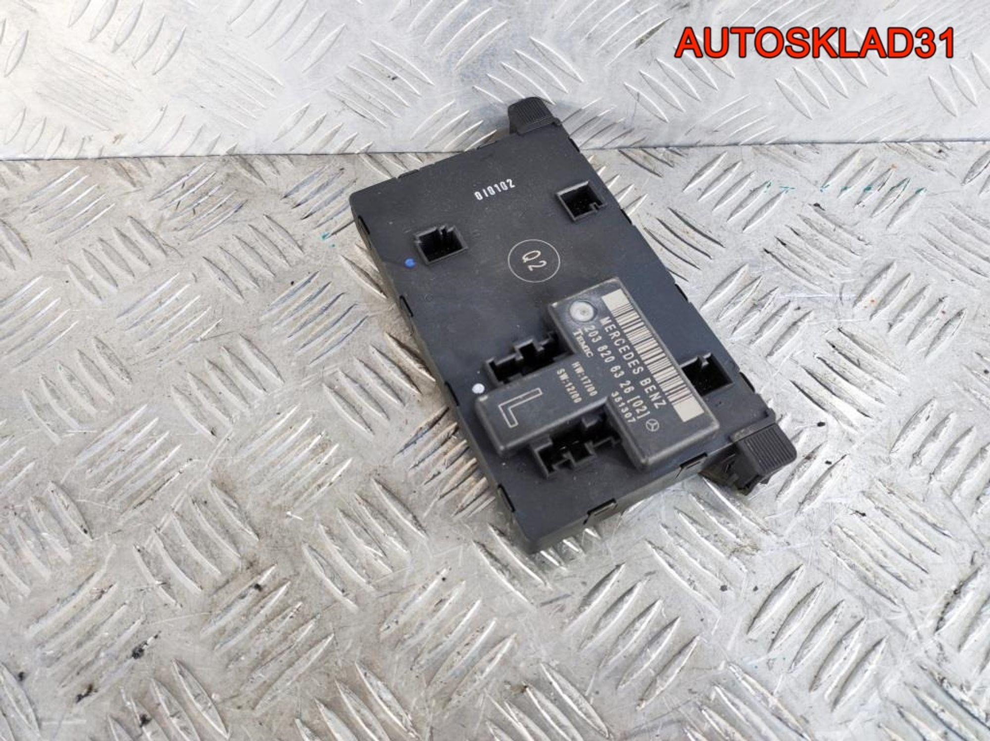 Блок комфорта п/л двери Mercedes W203 A2038206326, 1300 рублей, Дубовое