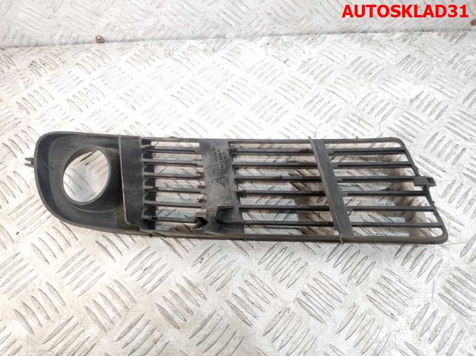 Решетка в бампер левая  Audi A6 C5 4B0807681G Дорест, 2500 рублей, Дубовое