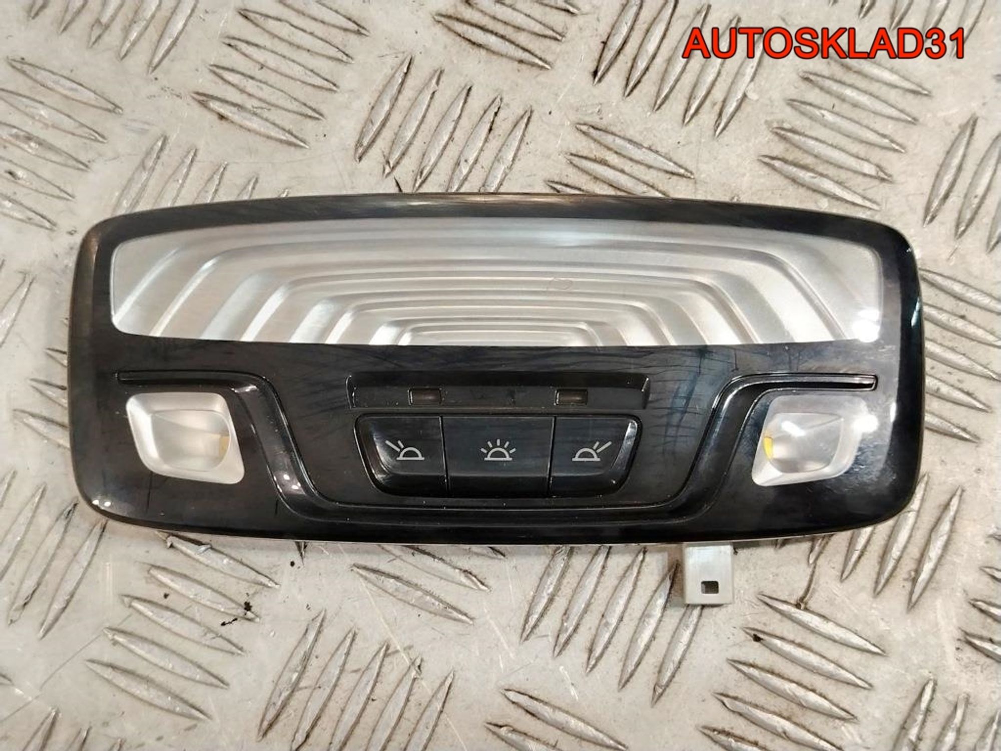 Плафон освещения салона BMW X3 F97 43684861403, 1500 рублей, Дубовое