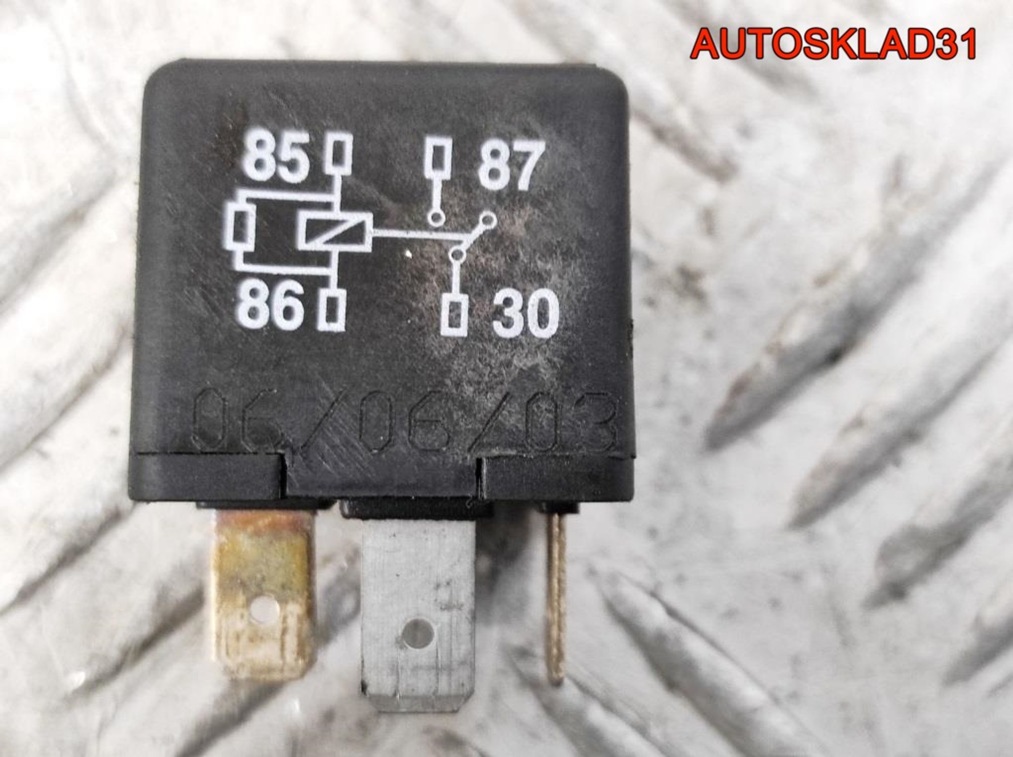 Реле 373 Audi A6 C5 8D0951253A, 600 рублей, Дубовое