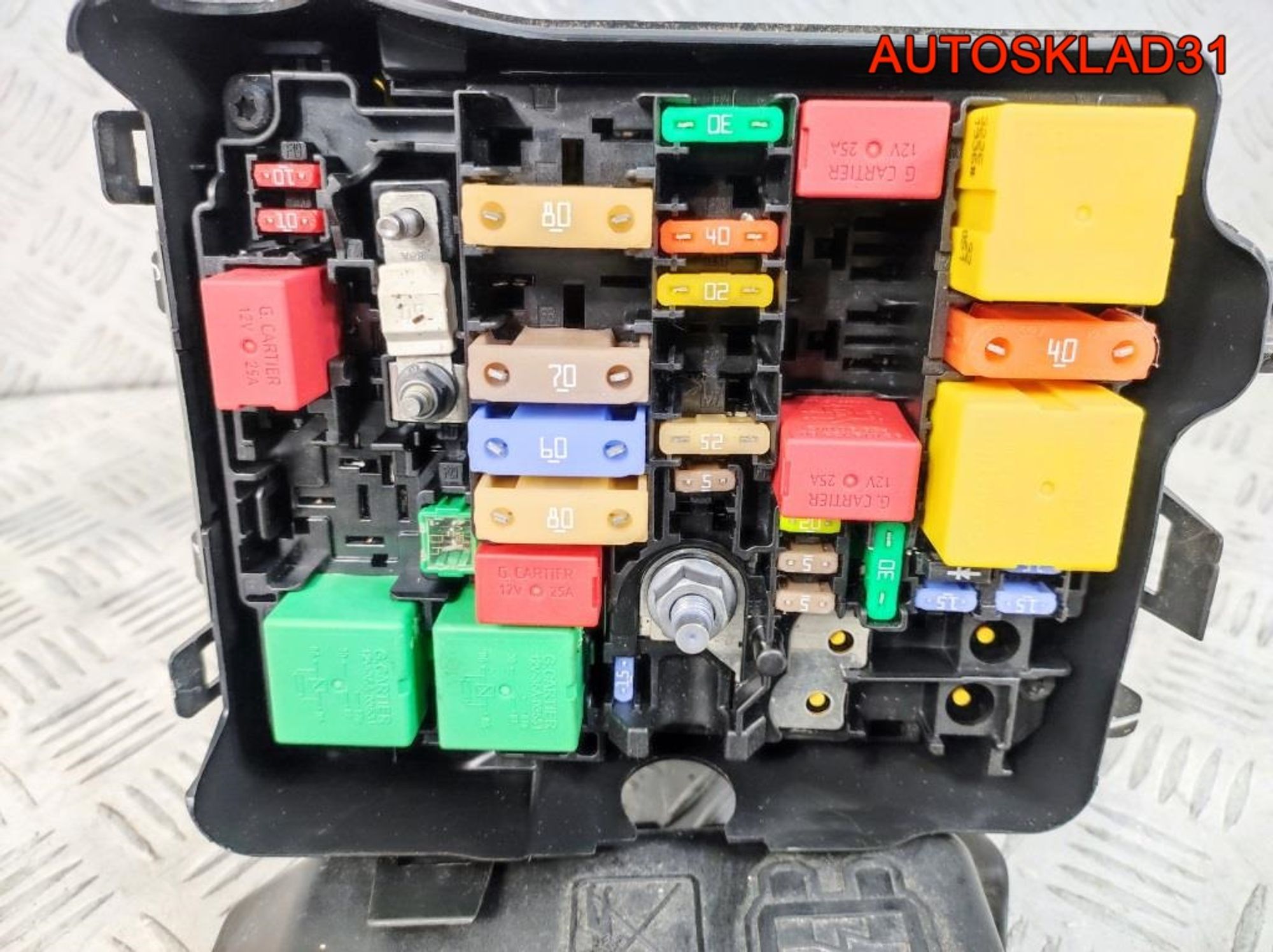 Блок предохранителей Peugeot 208 453394401, 2100 рублей, Дубовое