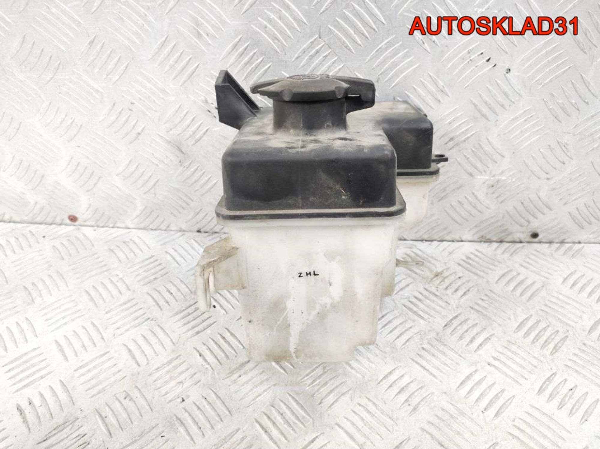 Бачок омывателя Hyundai Getz 986101C000, 1400 рублей, Дубовое