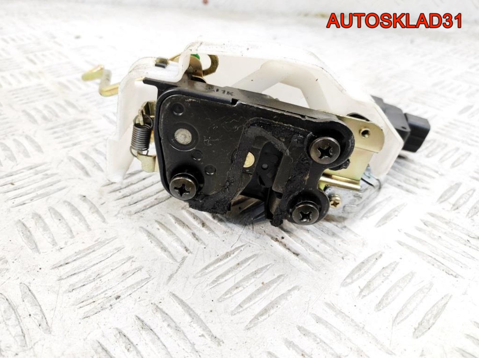 Замок двери задней правой Kia Picanto 8142007020EQ, 1200 рублей, Дубовое